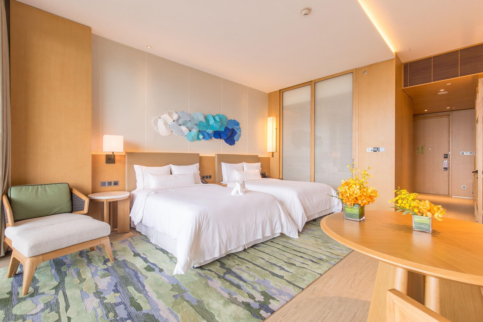 Quadruple Ocean View Two Double Beds