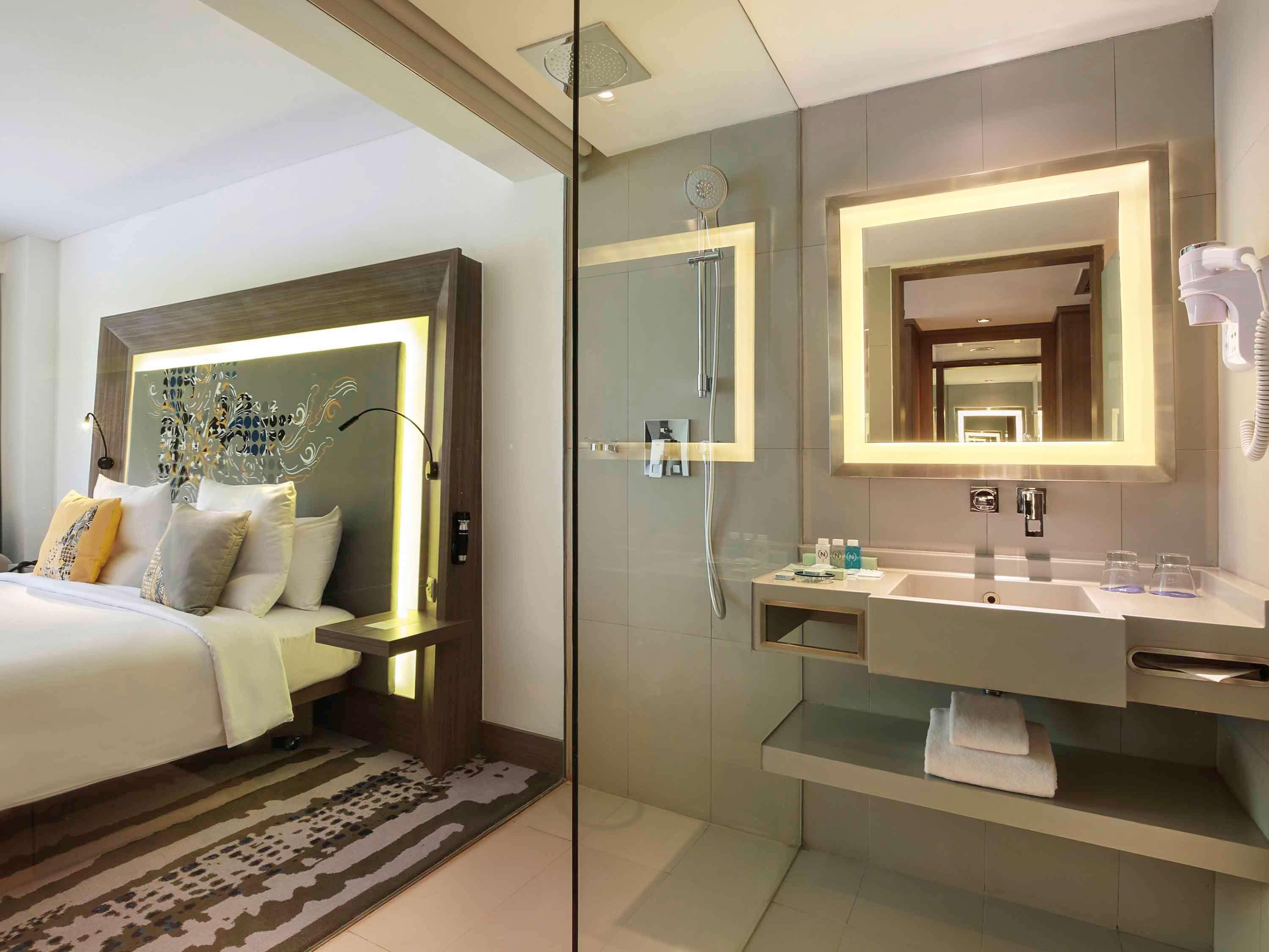 Double Superior King Bed