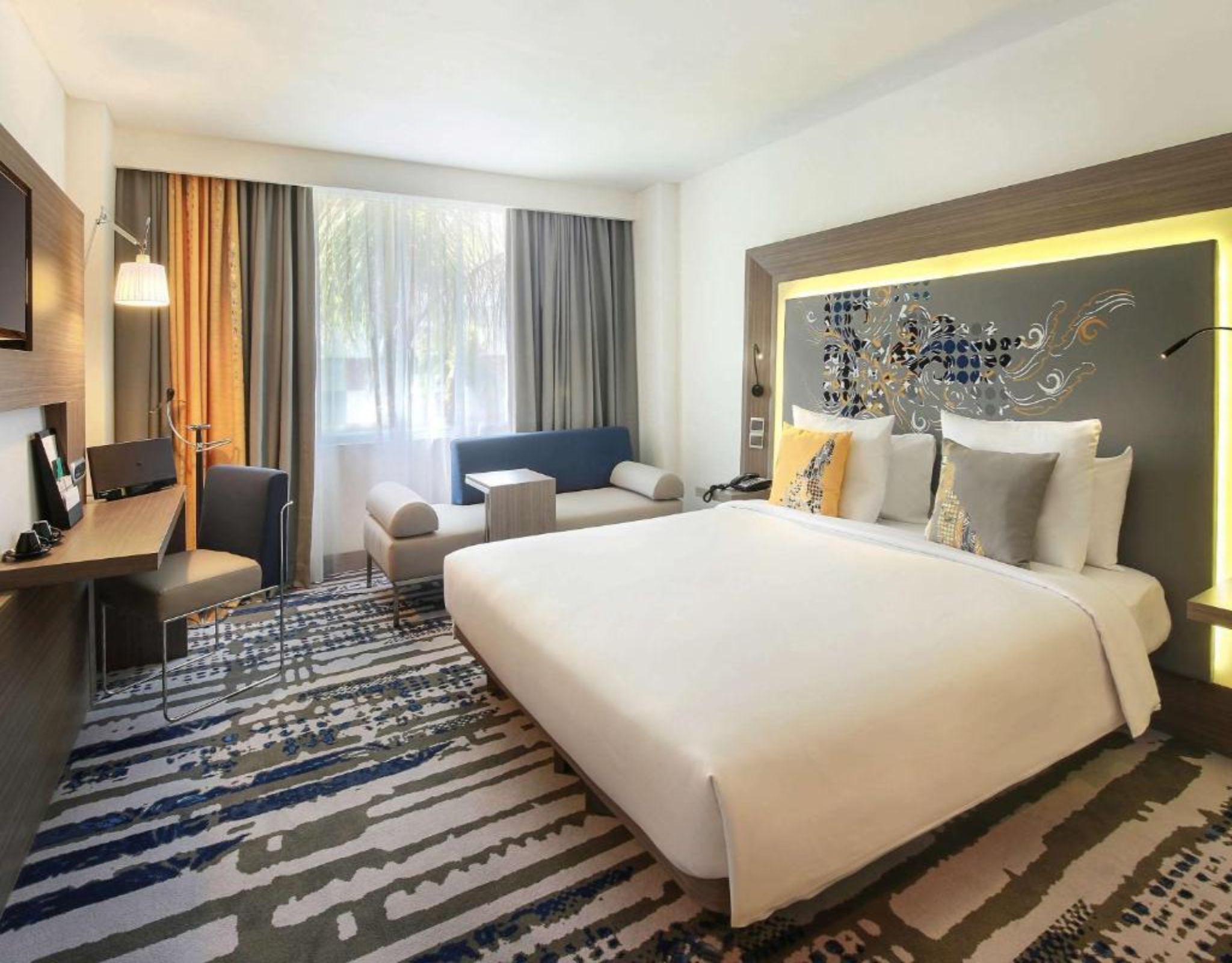 Double Executive King Bed