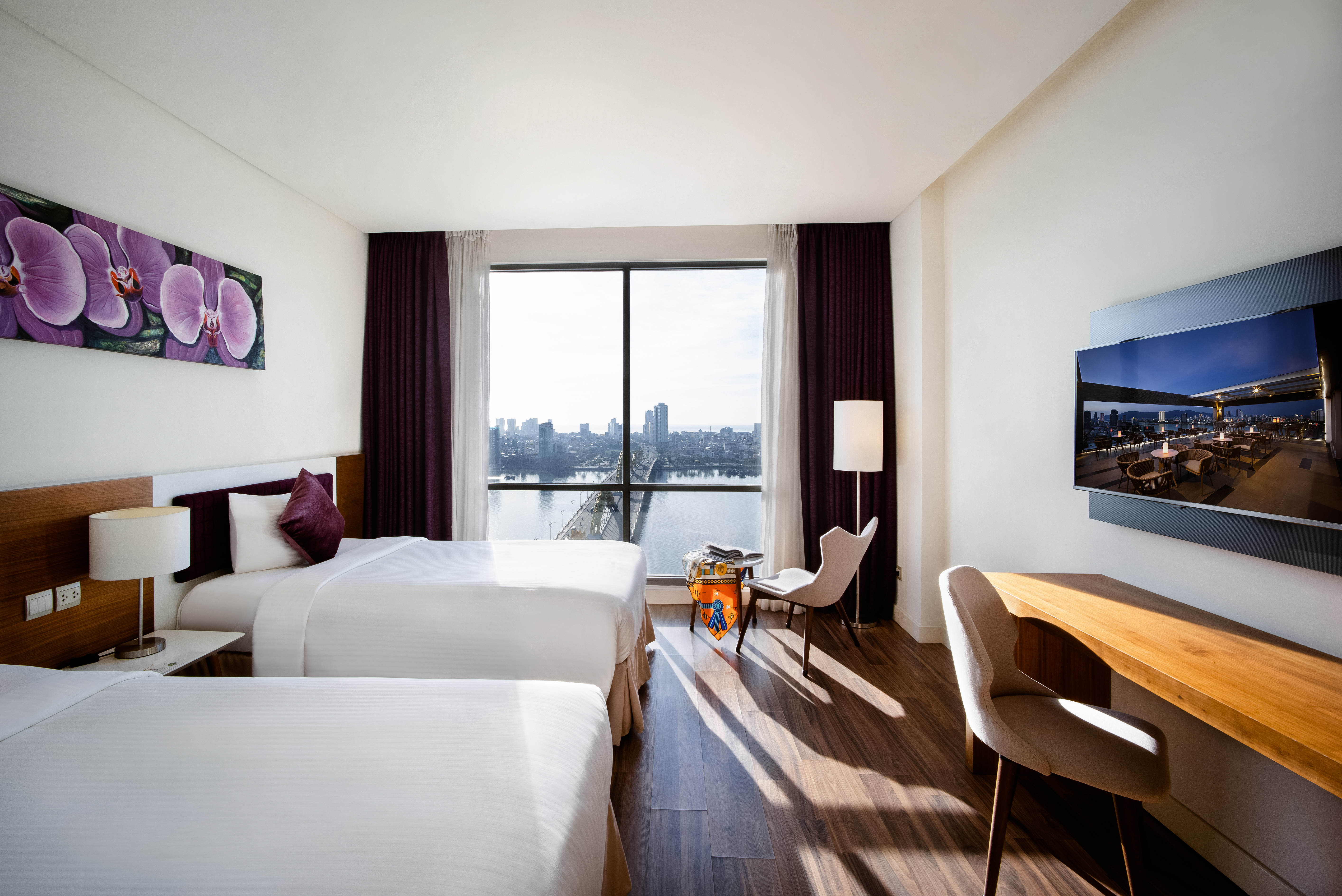 Twin Deluxe River View