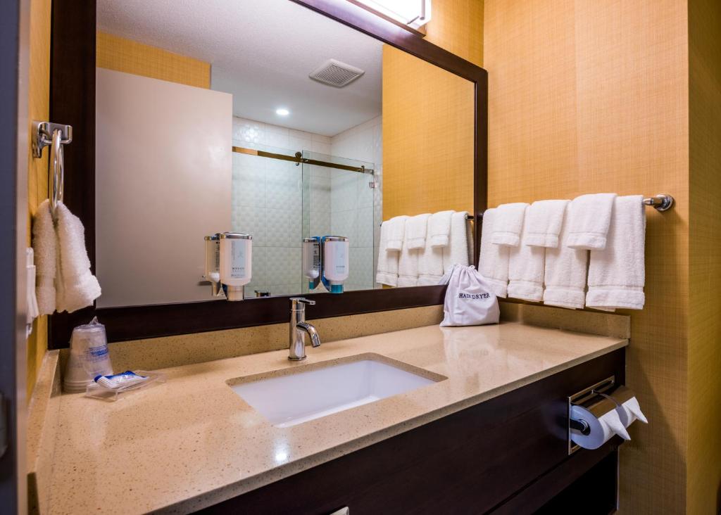 Double Executive King Bed