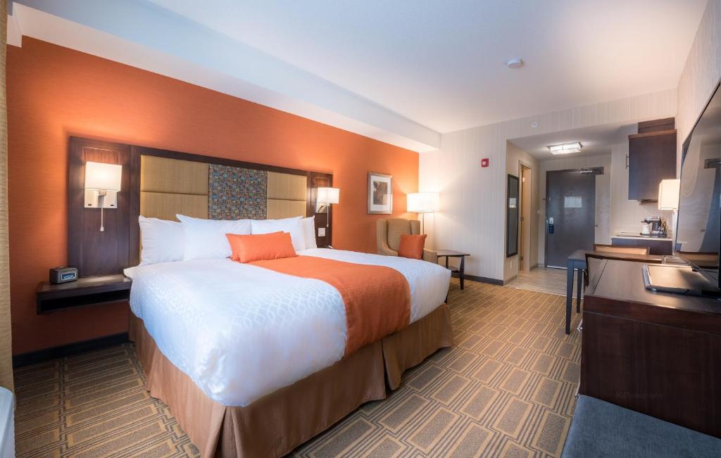 Double Executive King Bed