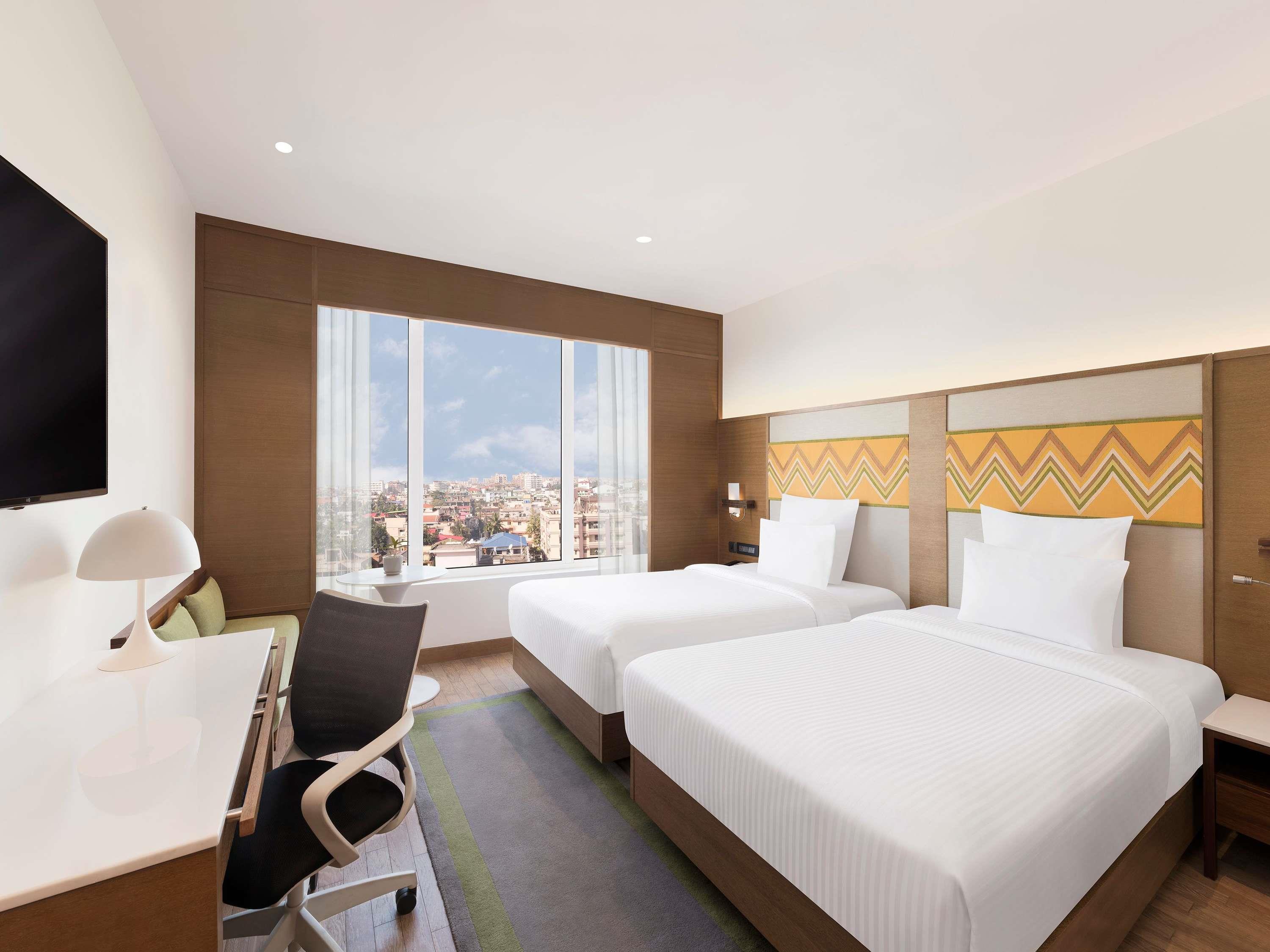 Twin Superior City View