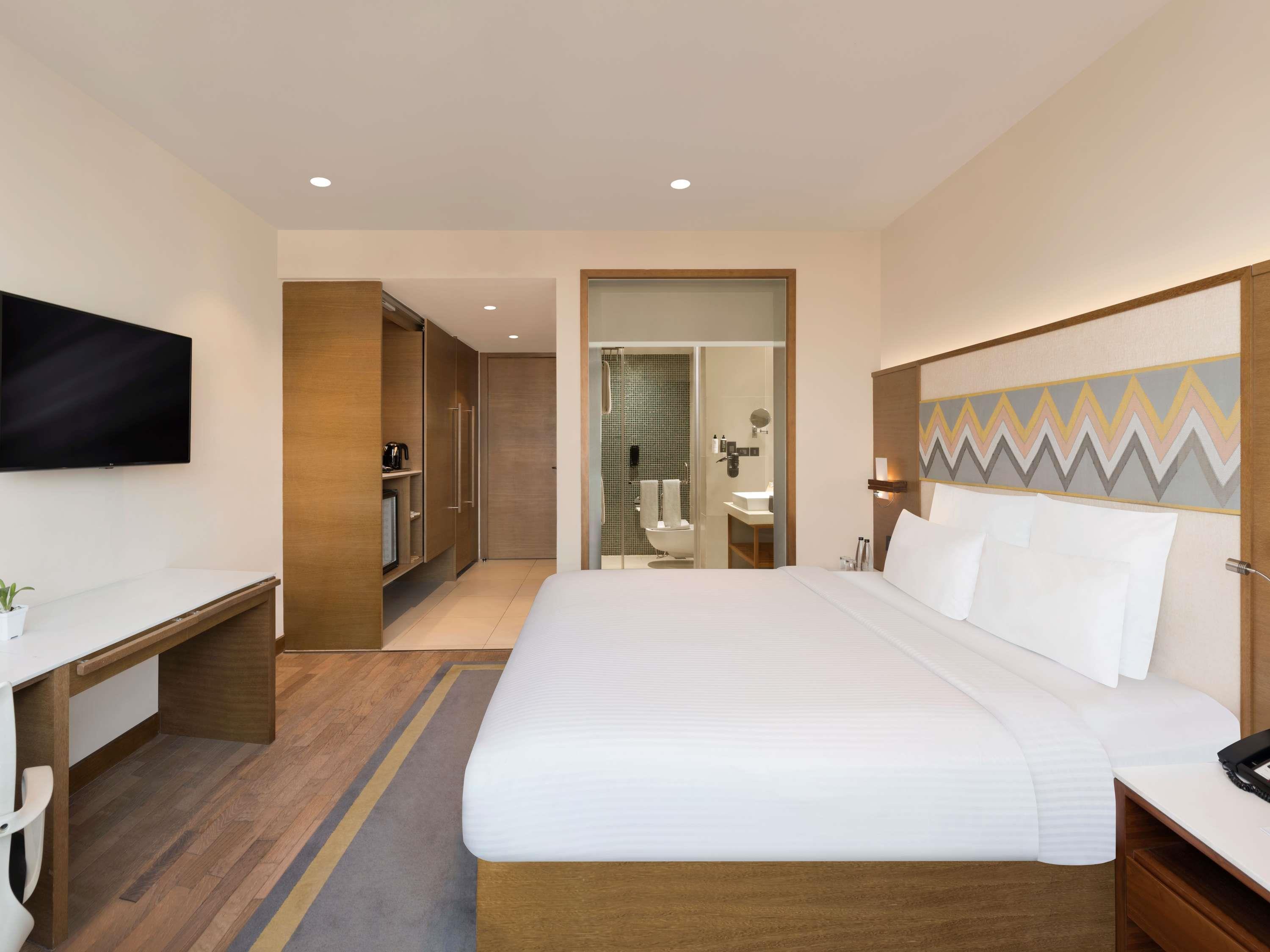 Double Superior King Bed