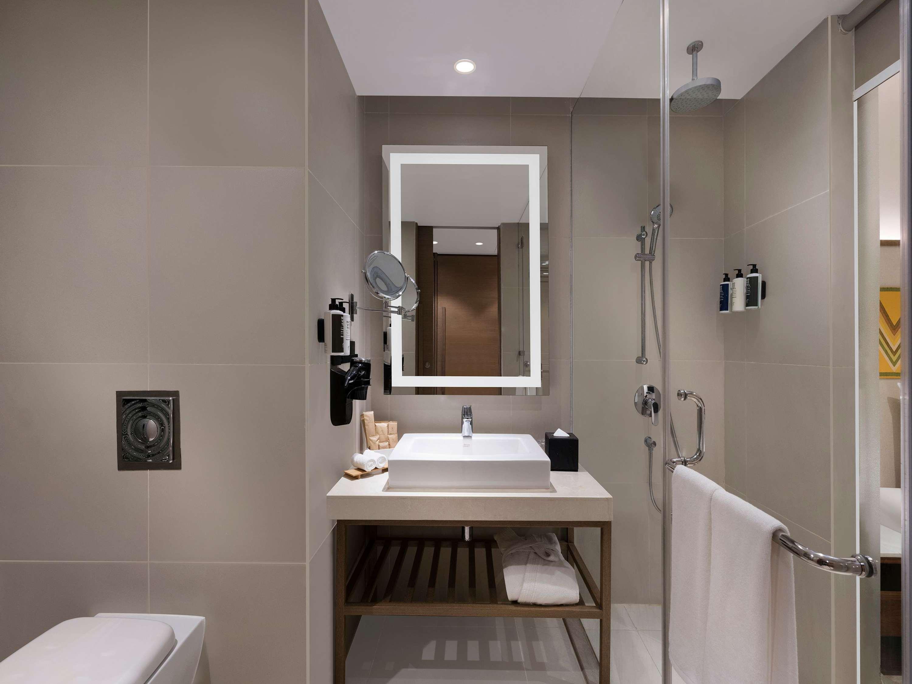 Double Superior King Bed