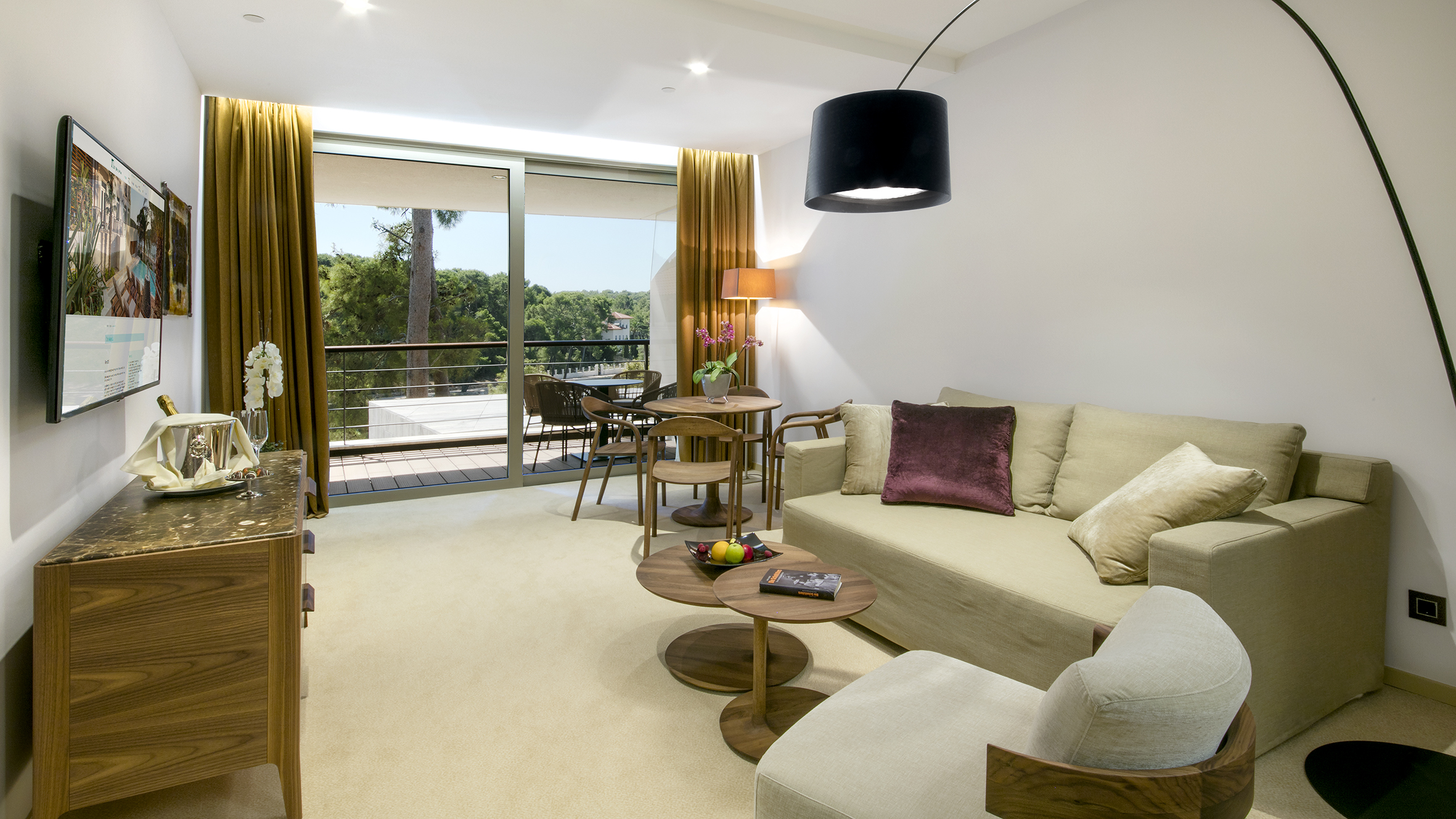 Junior Suite Standard