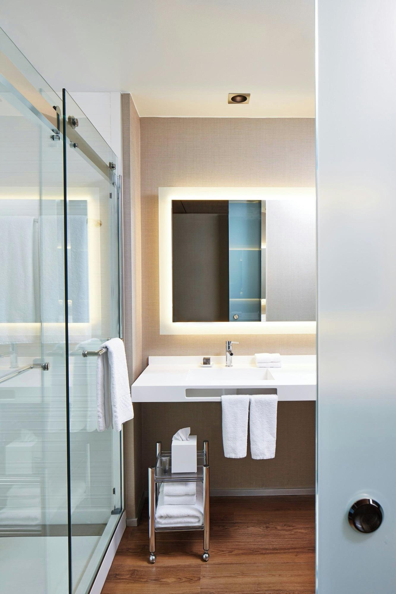 Room Two Double Beds