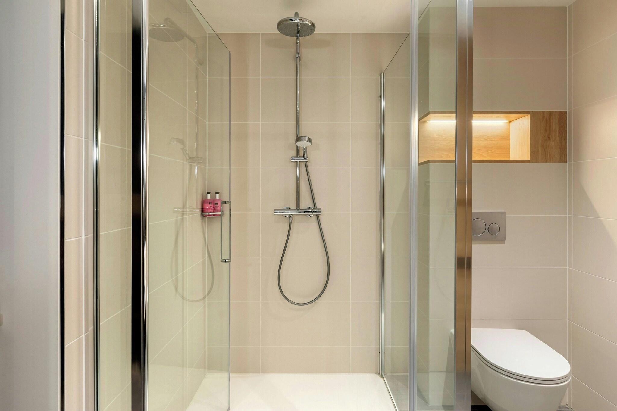 Double Queen Size Bed