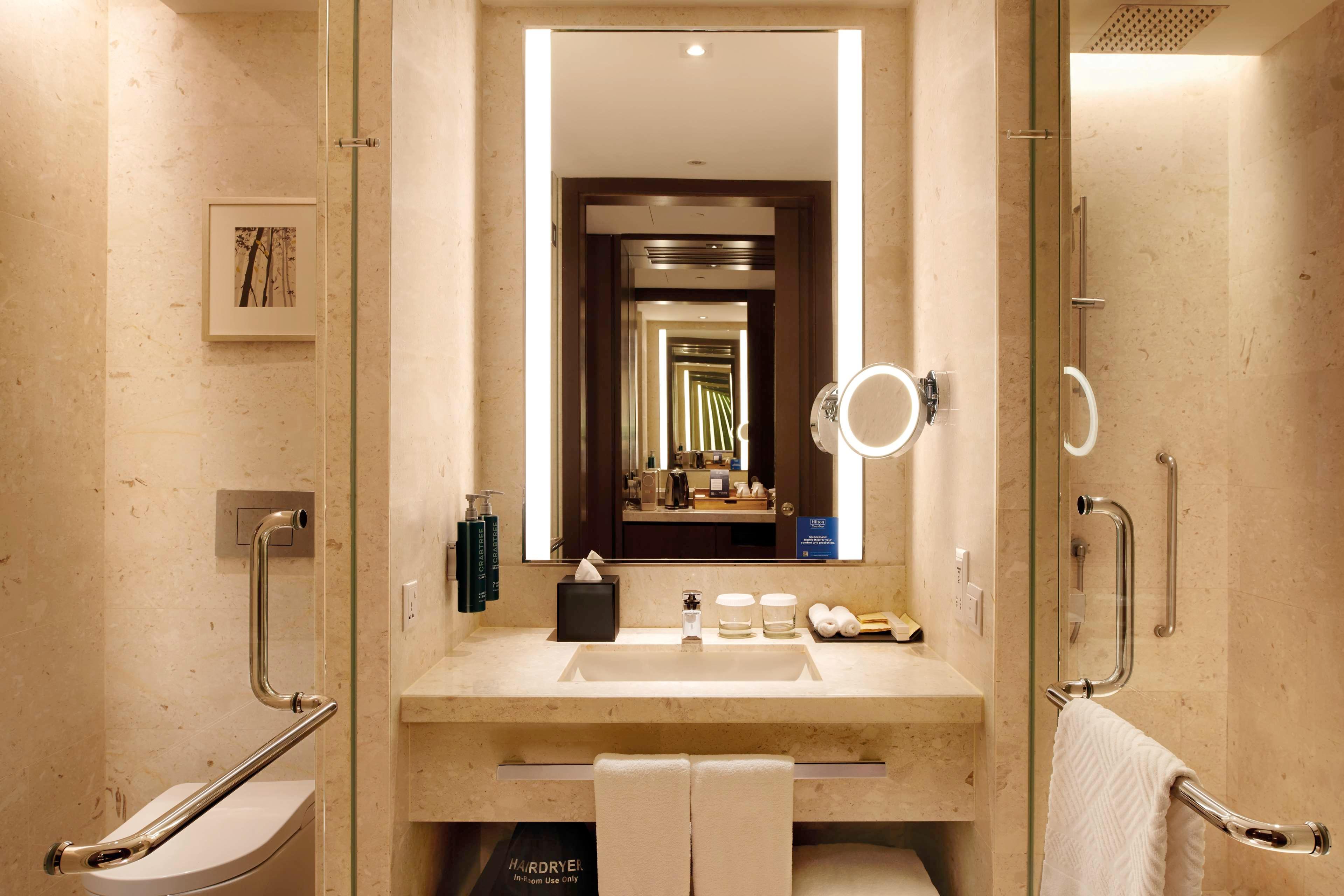 Room Premium King Bed