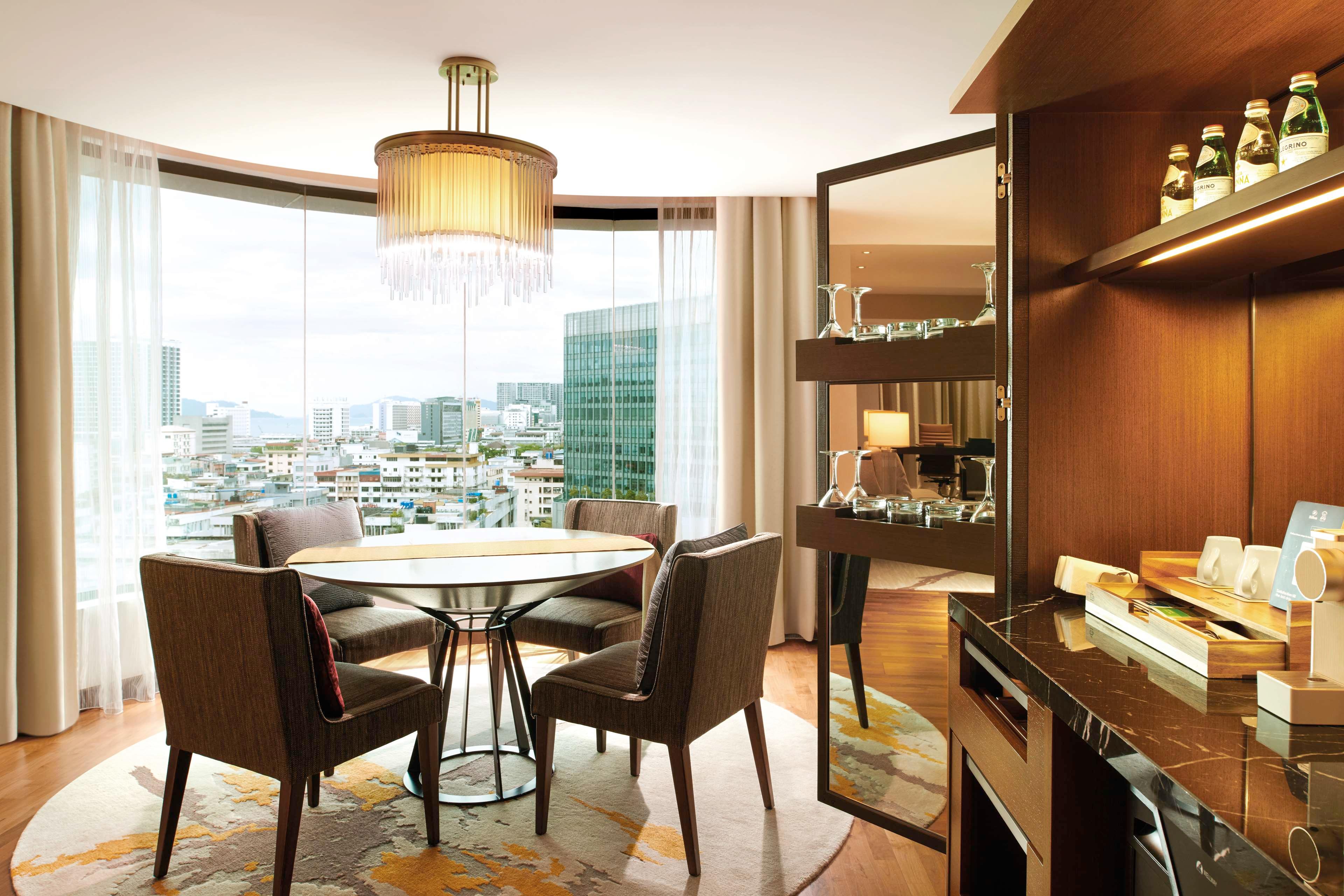 Suite Executive King Bed