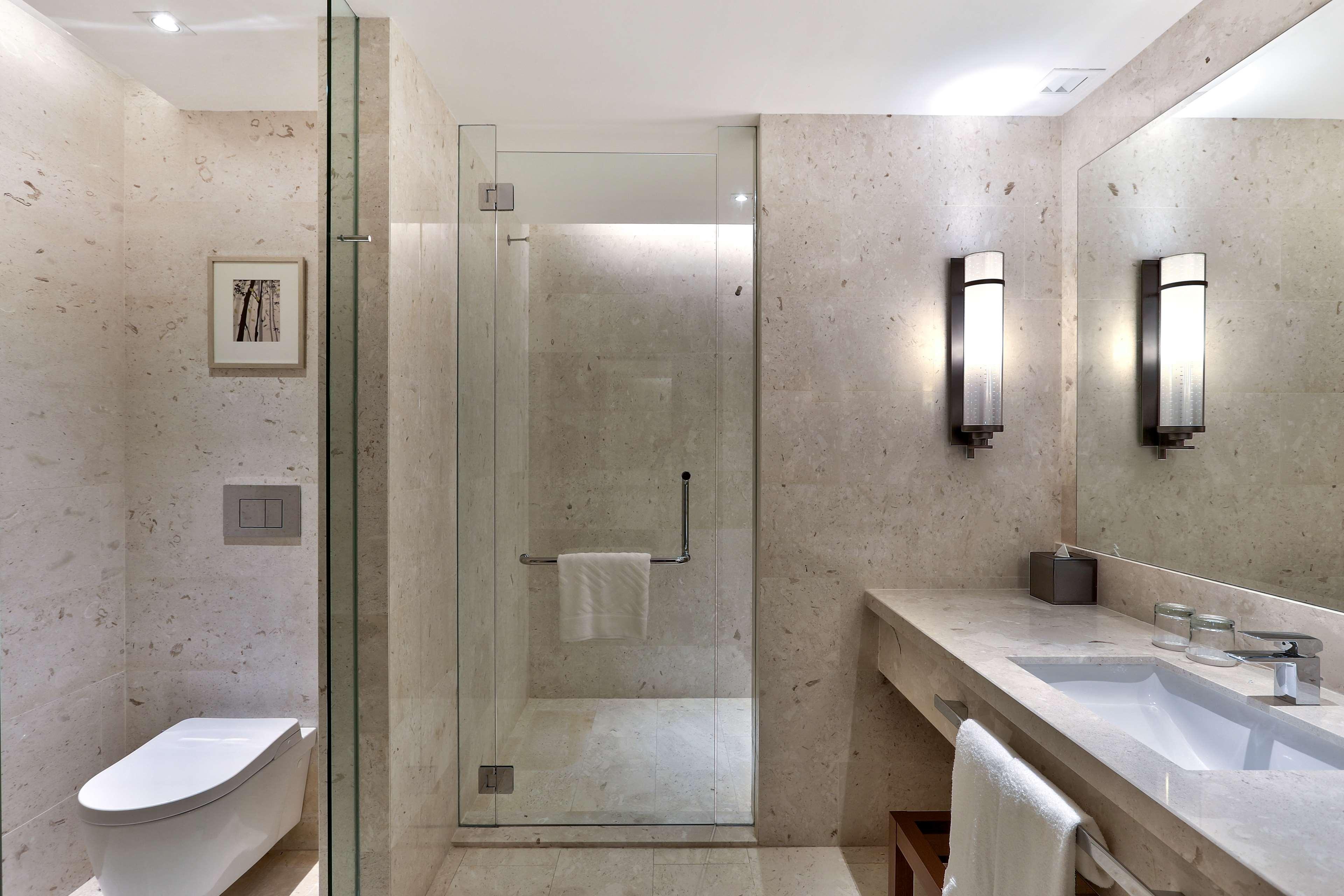 Double Executive King Bed