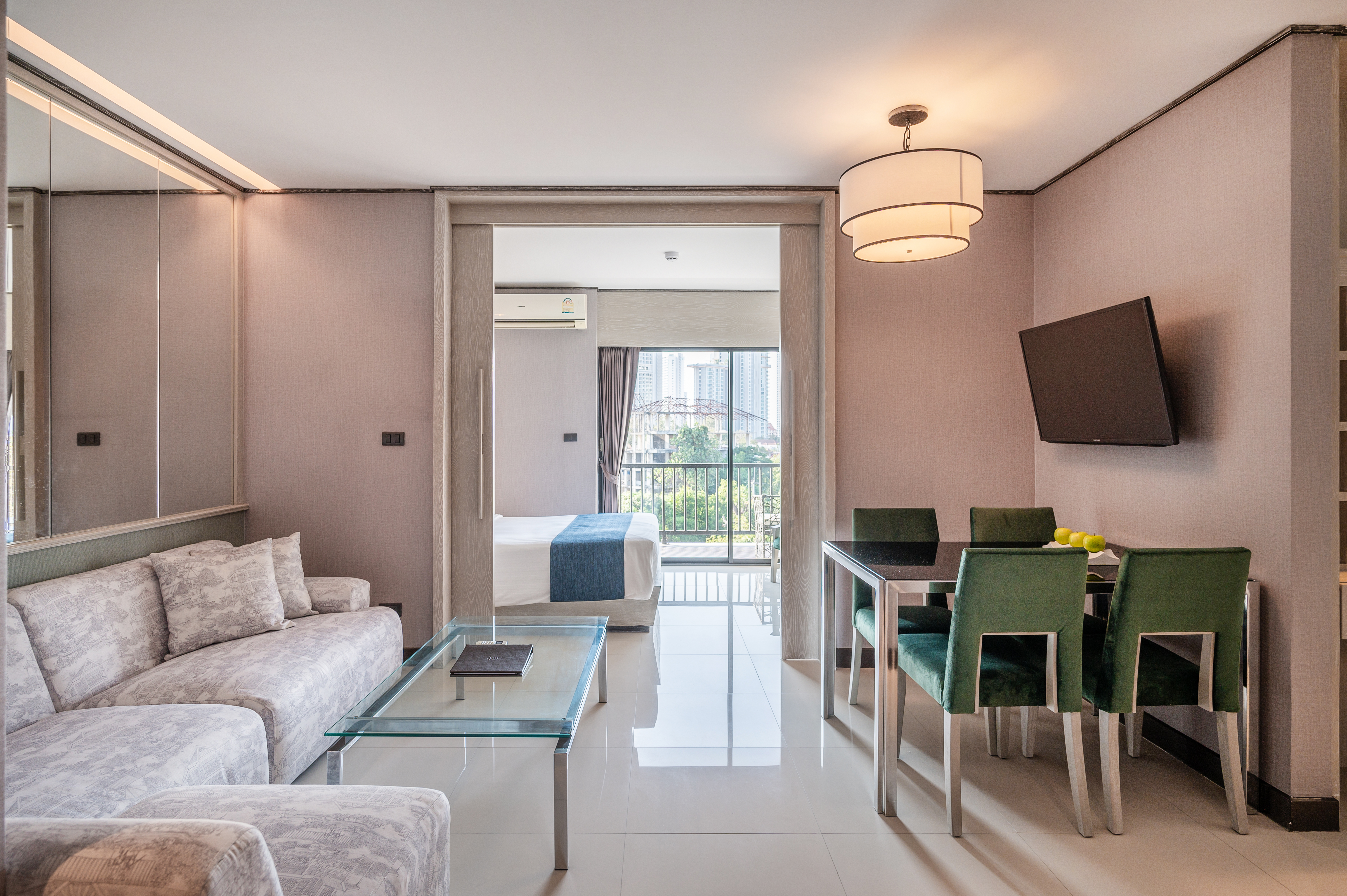 Suite Deluxe Two Bedroom