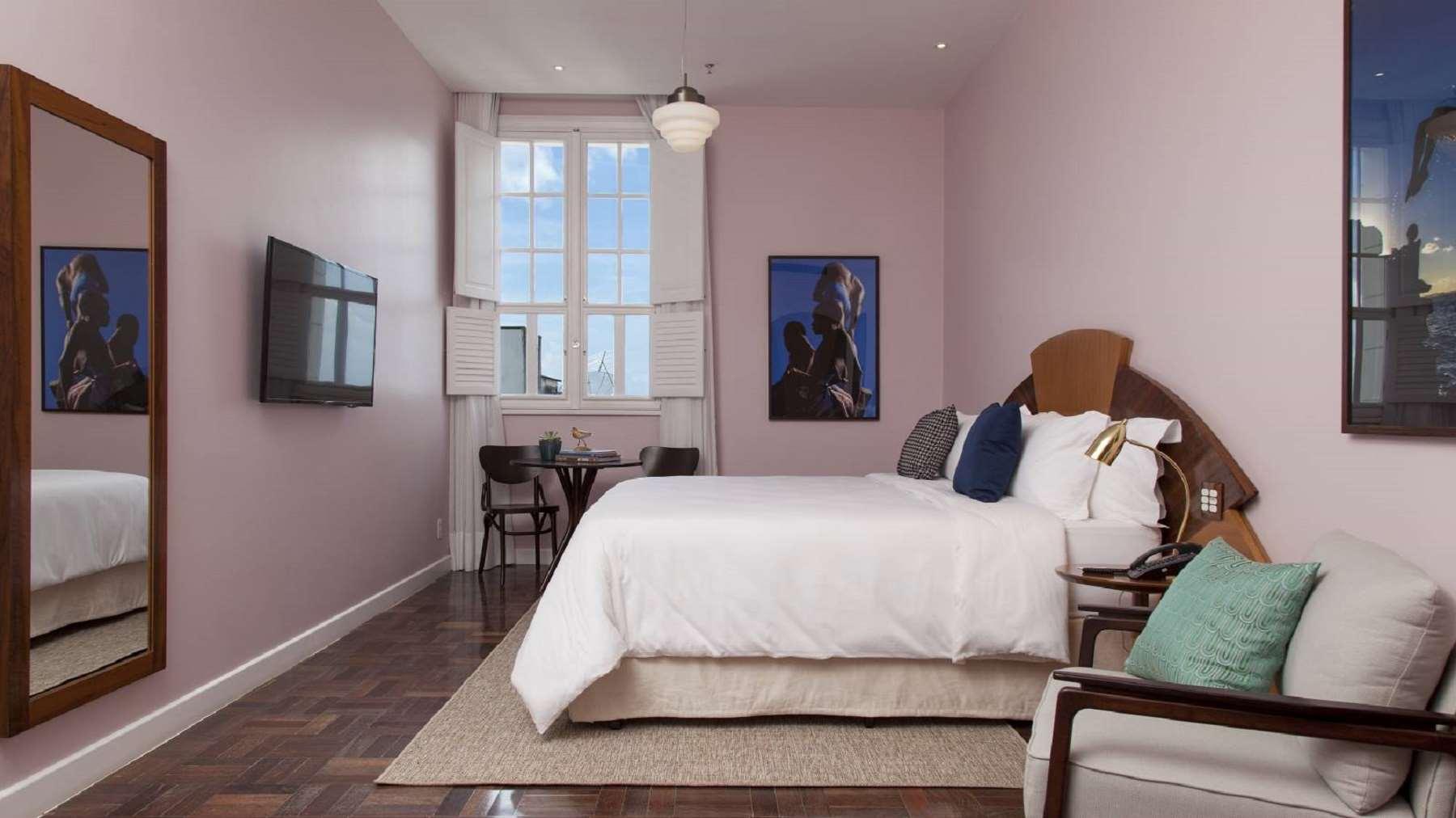 Double Deluxe King Bed