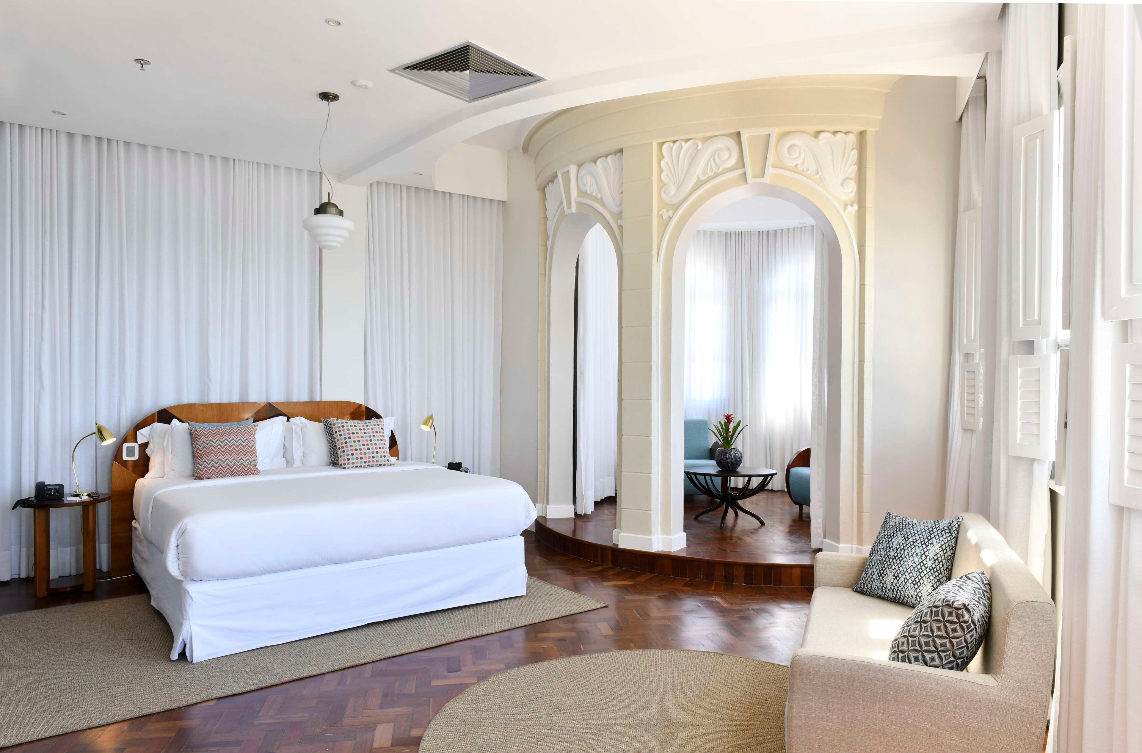 Suite Deluxe Ocean View Superior