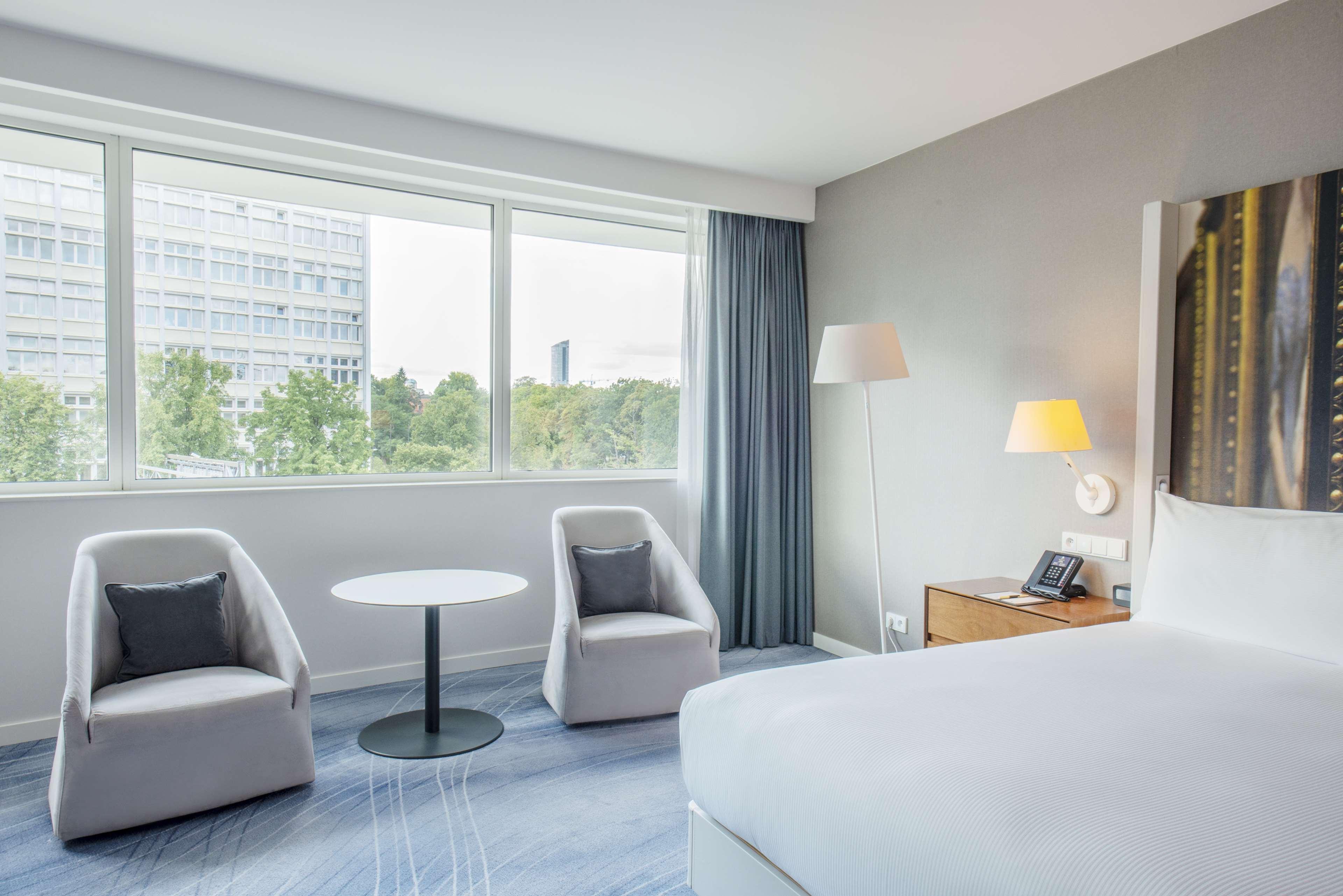 Double Deluxe King Bed