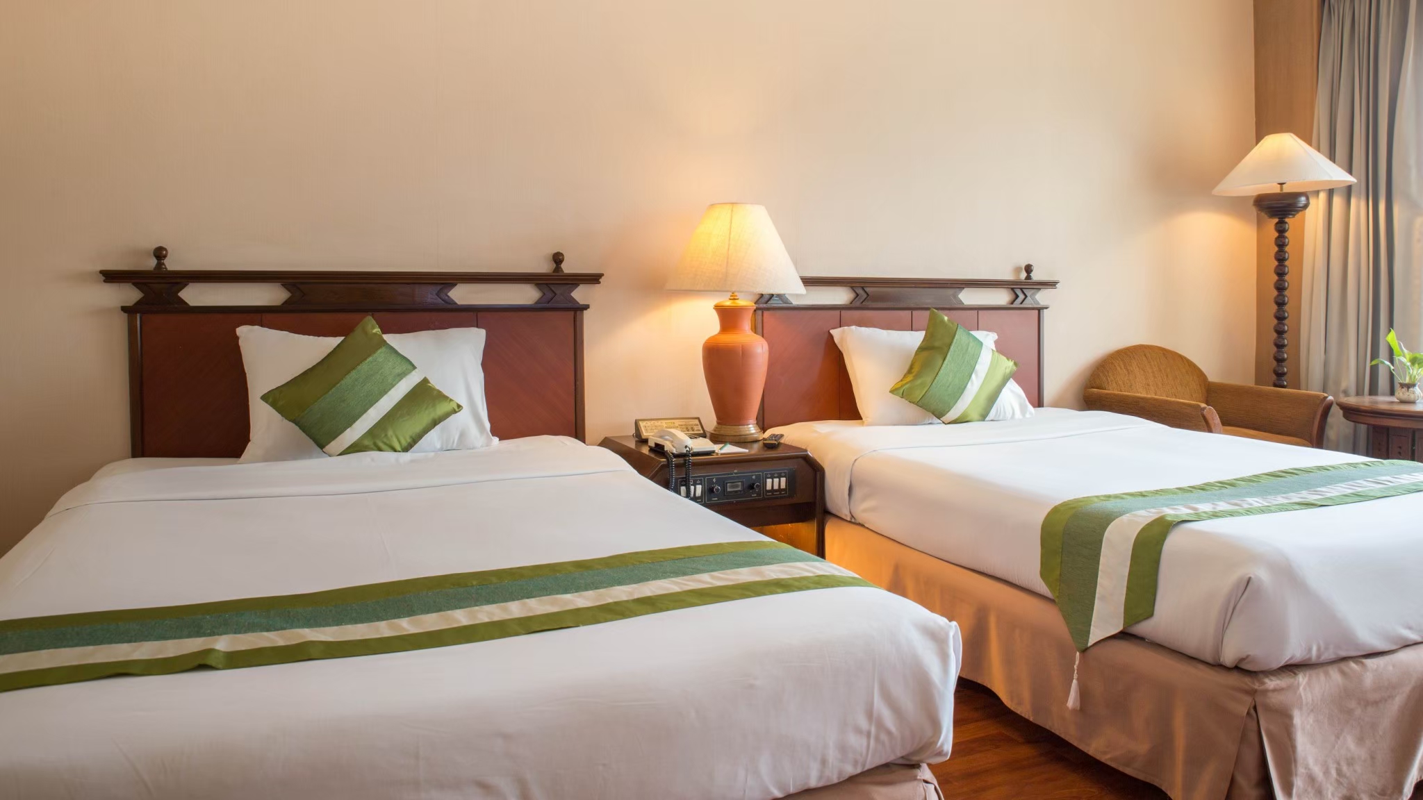 Double or Twin Superior