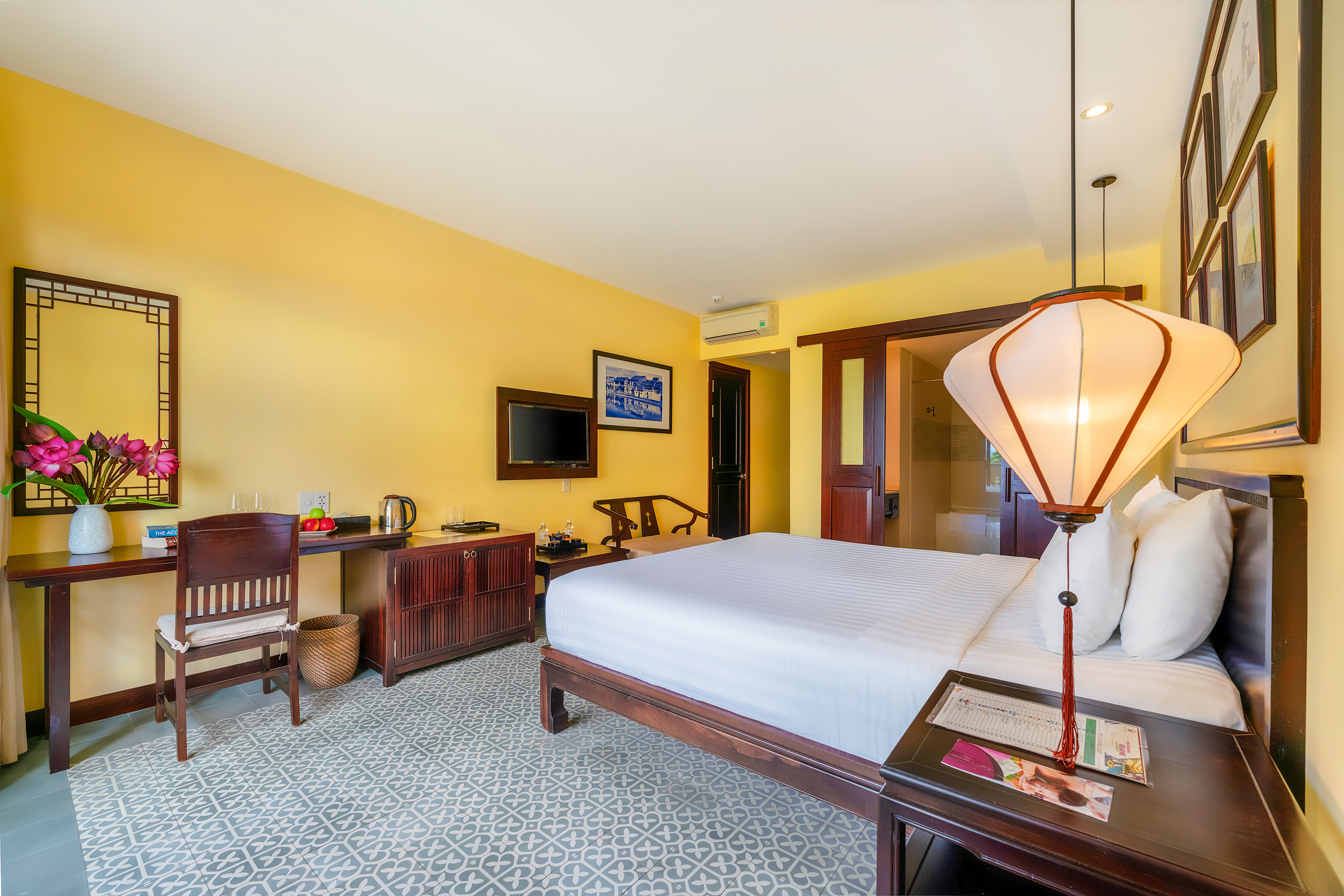 Double or Twin Connecting Room