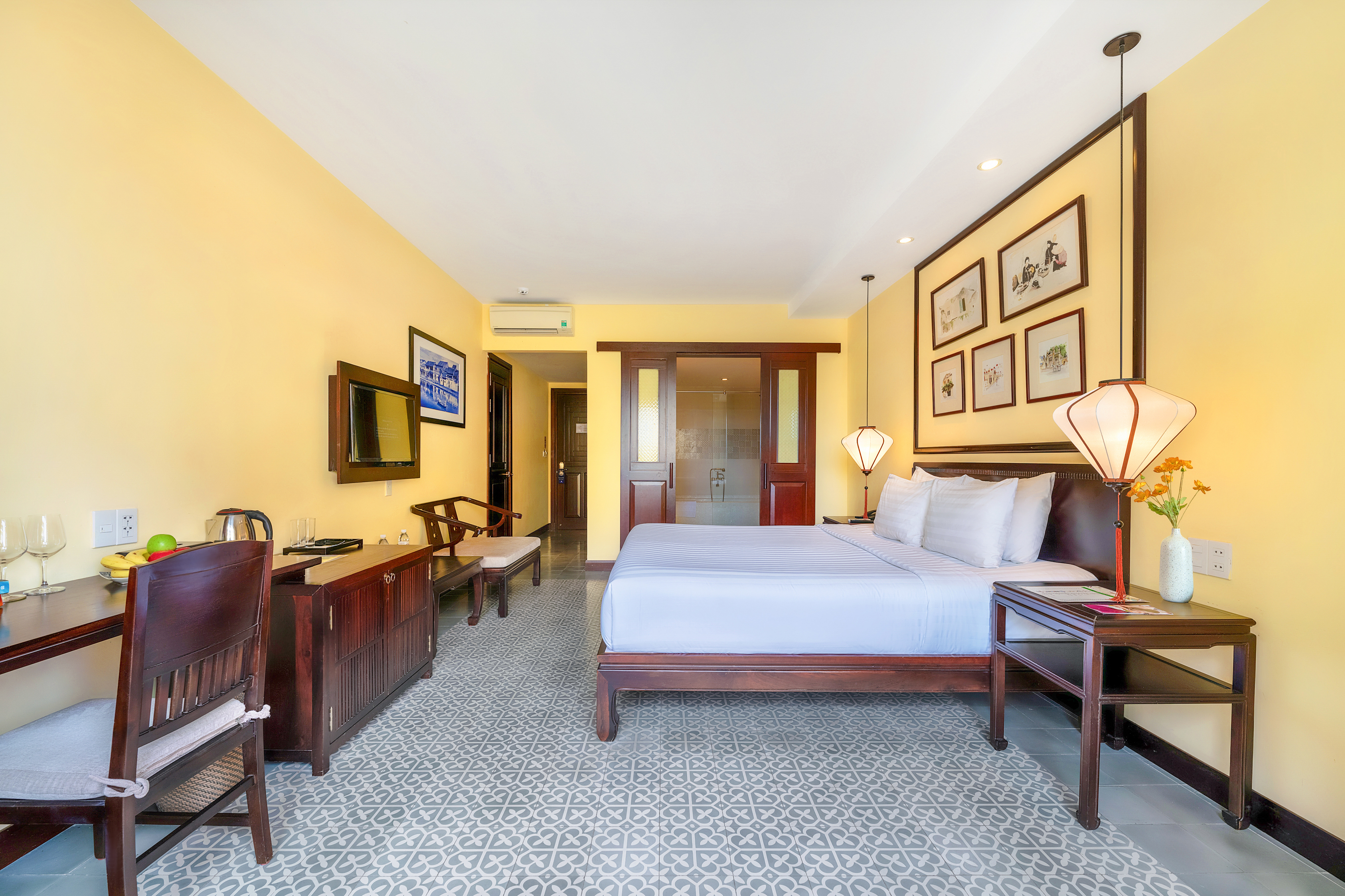 Double or Twin Deluxe