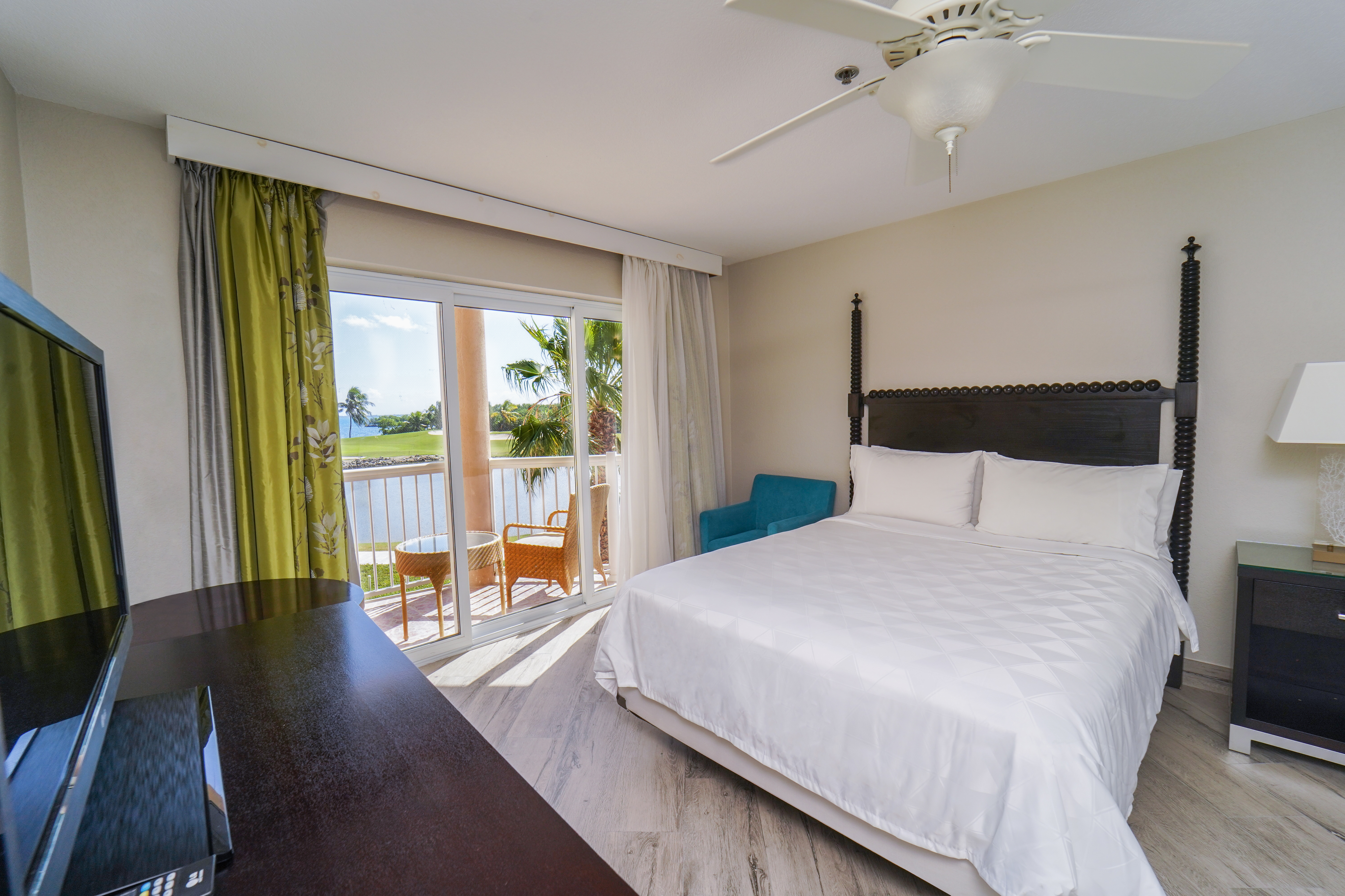 Room Ocean View King Bed
