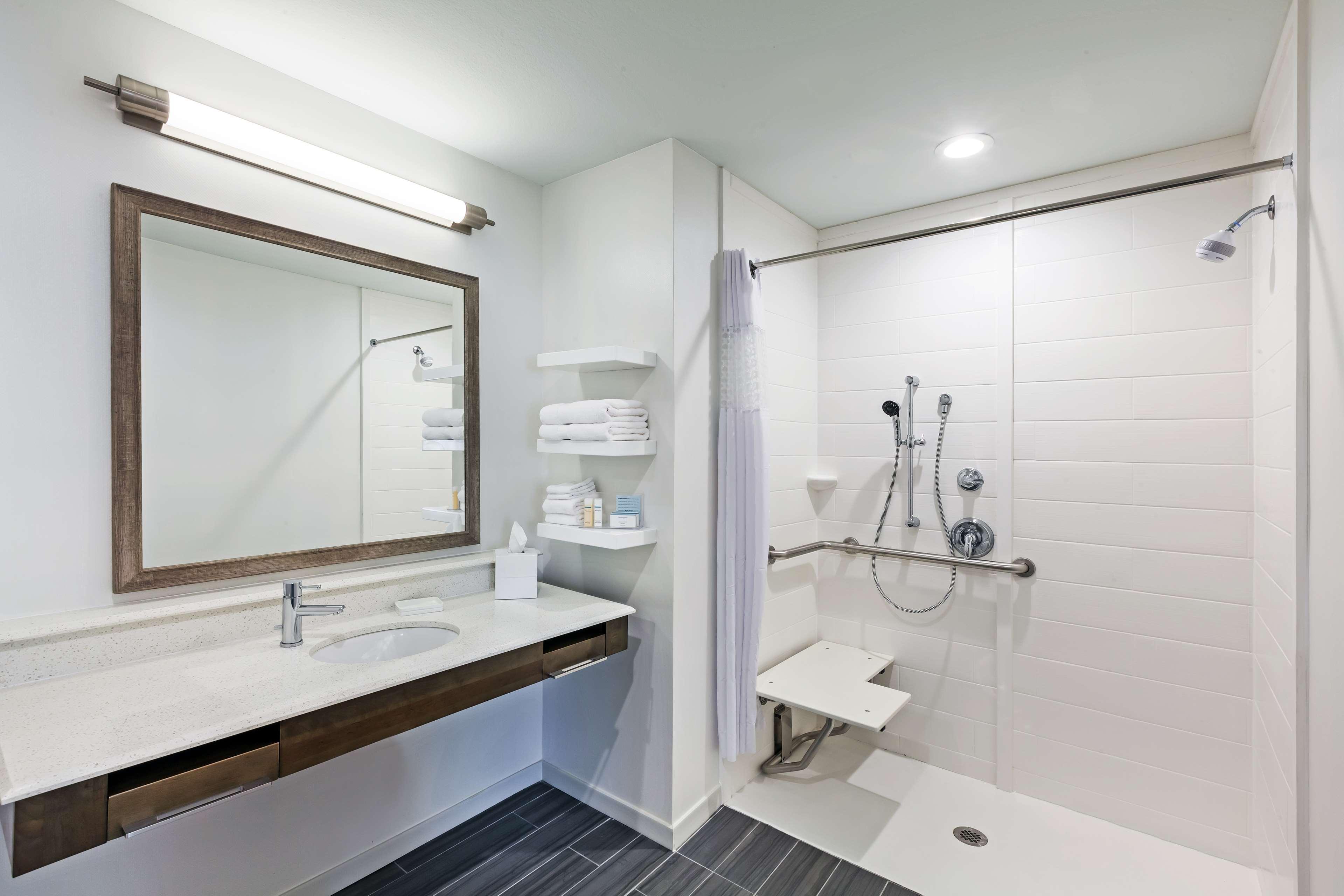 Studio King Bed Non Smoking