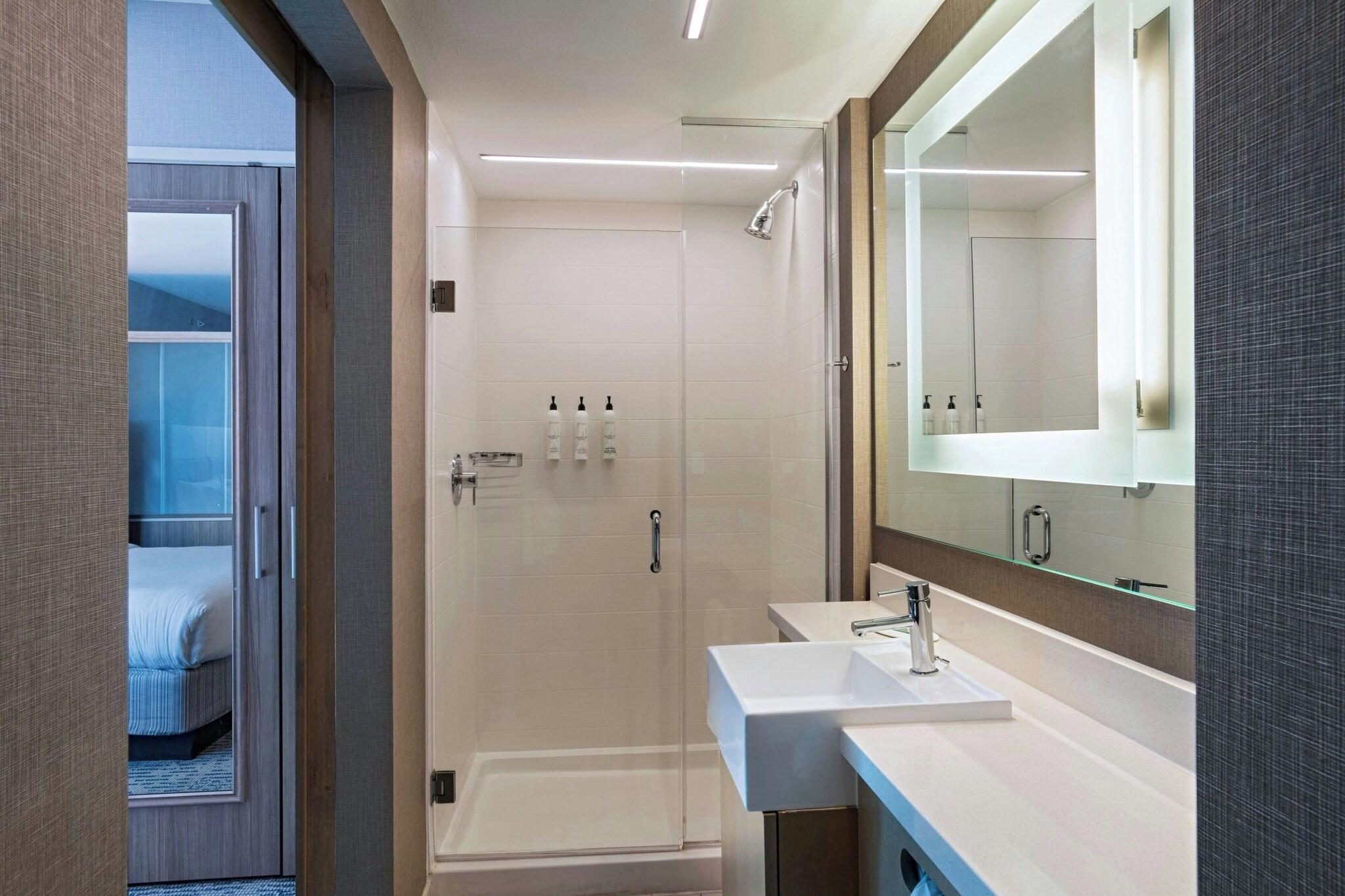 Suite Two Queen Beds