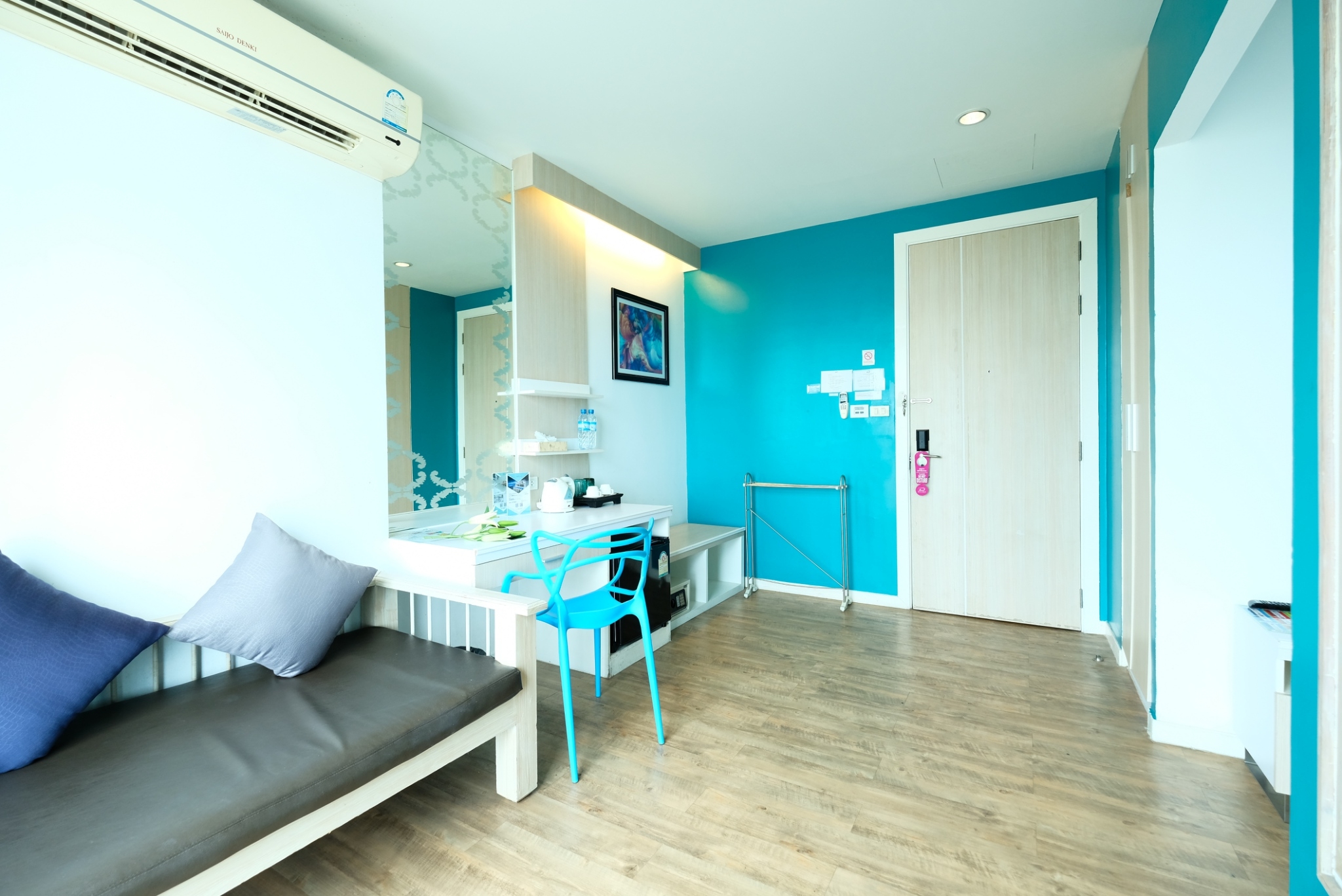 Double or Twin One Bedroom