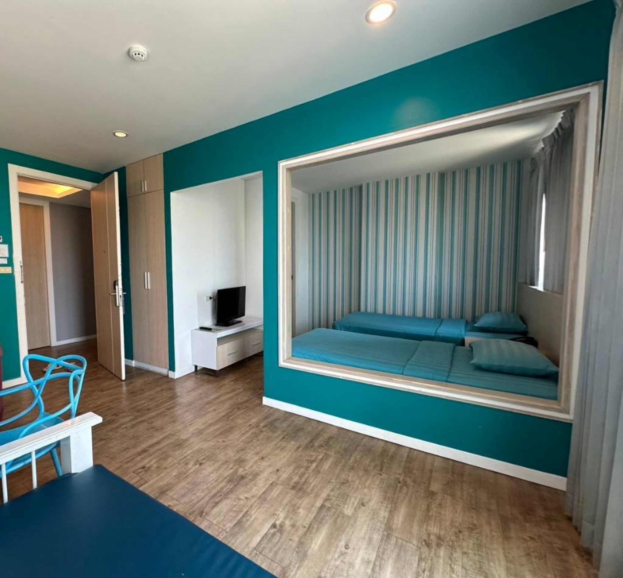 Double or Twin One Bedroom