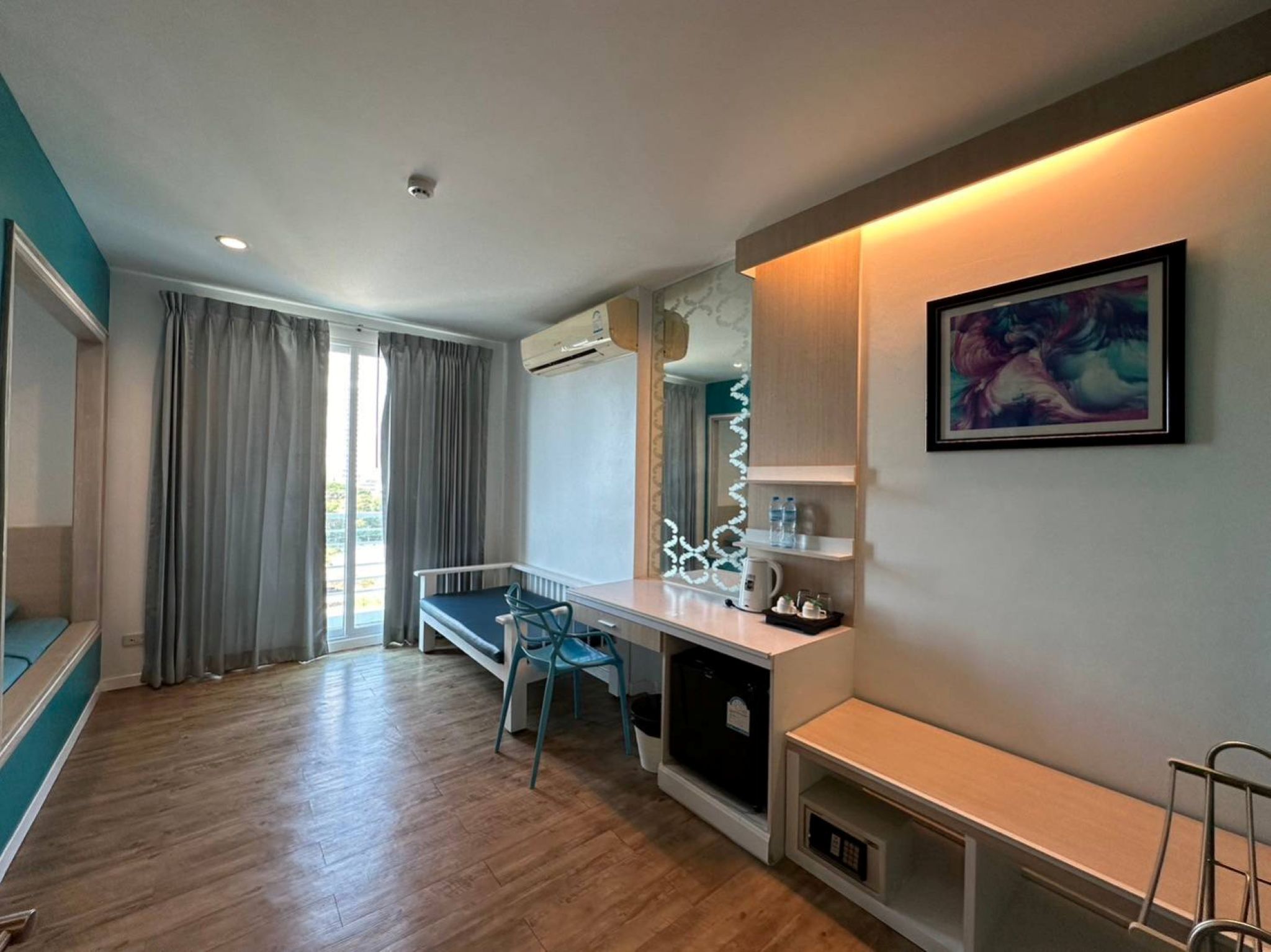 Double or Twin One Bedroom