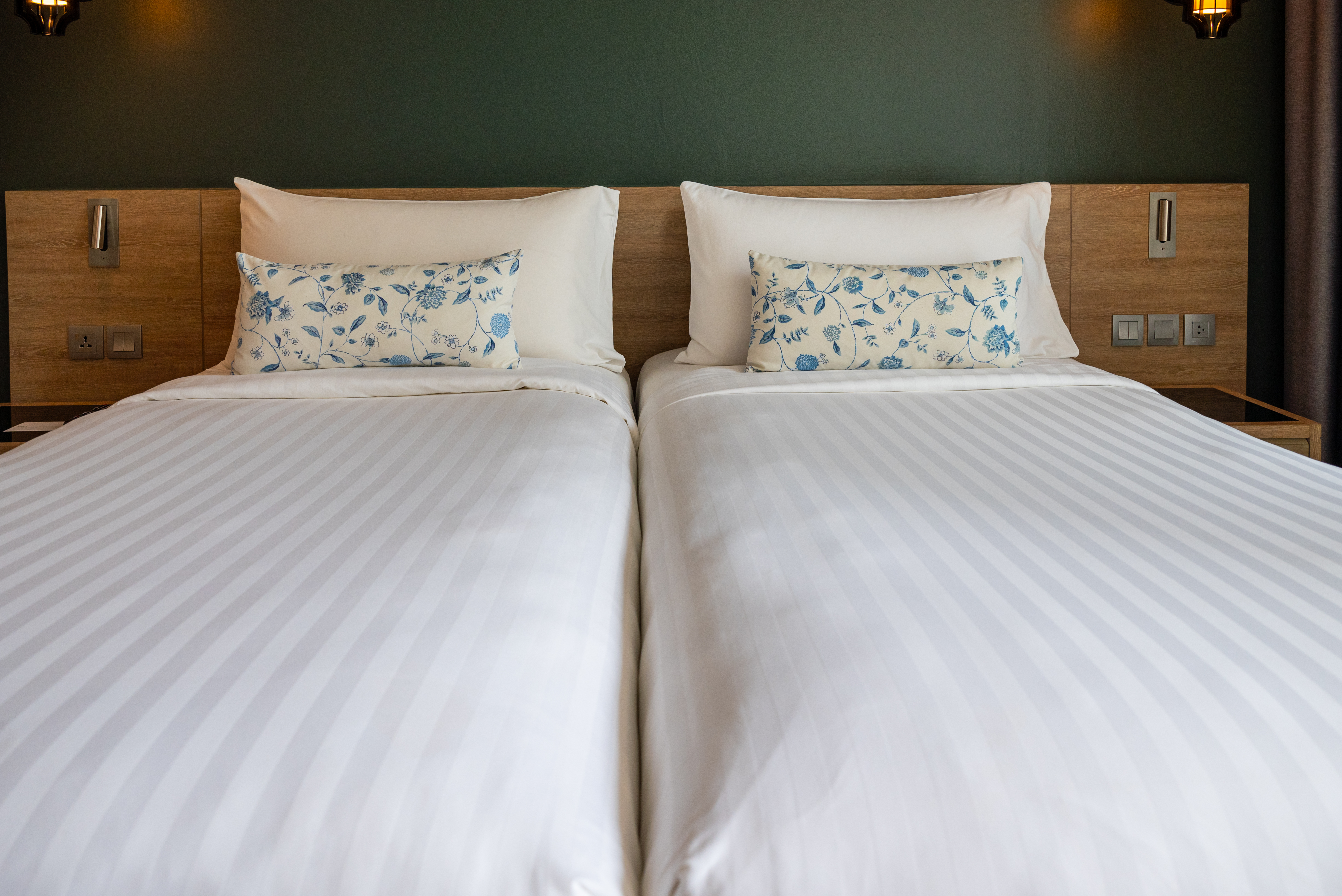 Double or Twin Deluxe