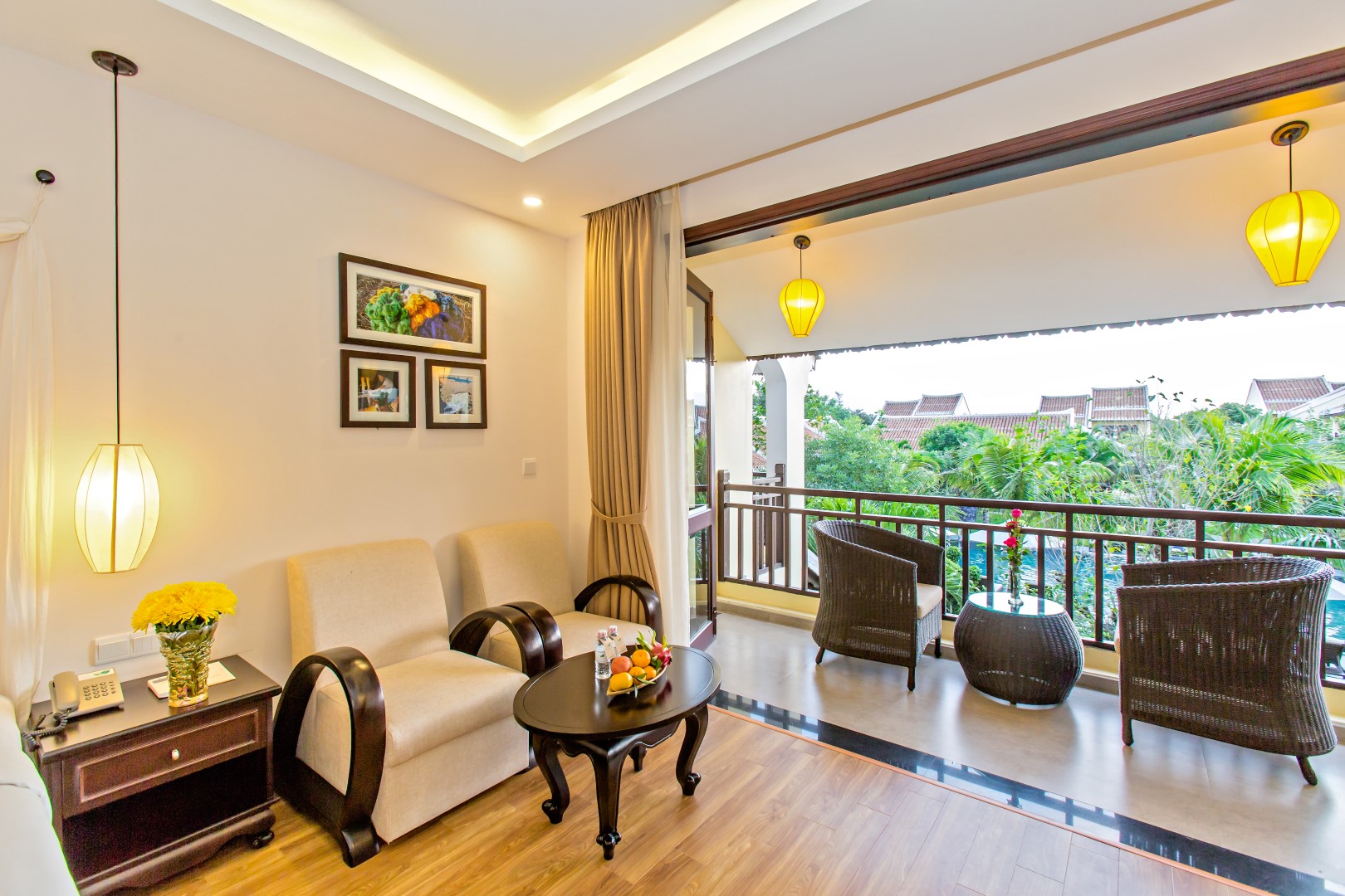 Twin Deluxe Pool View