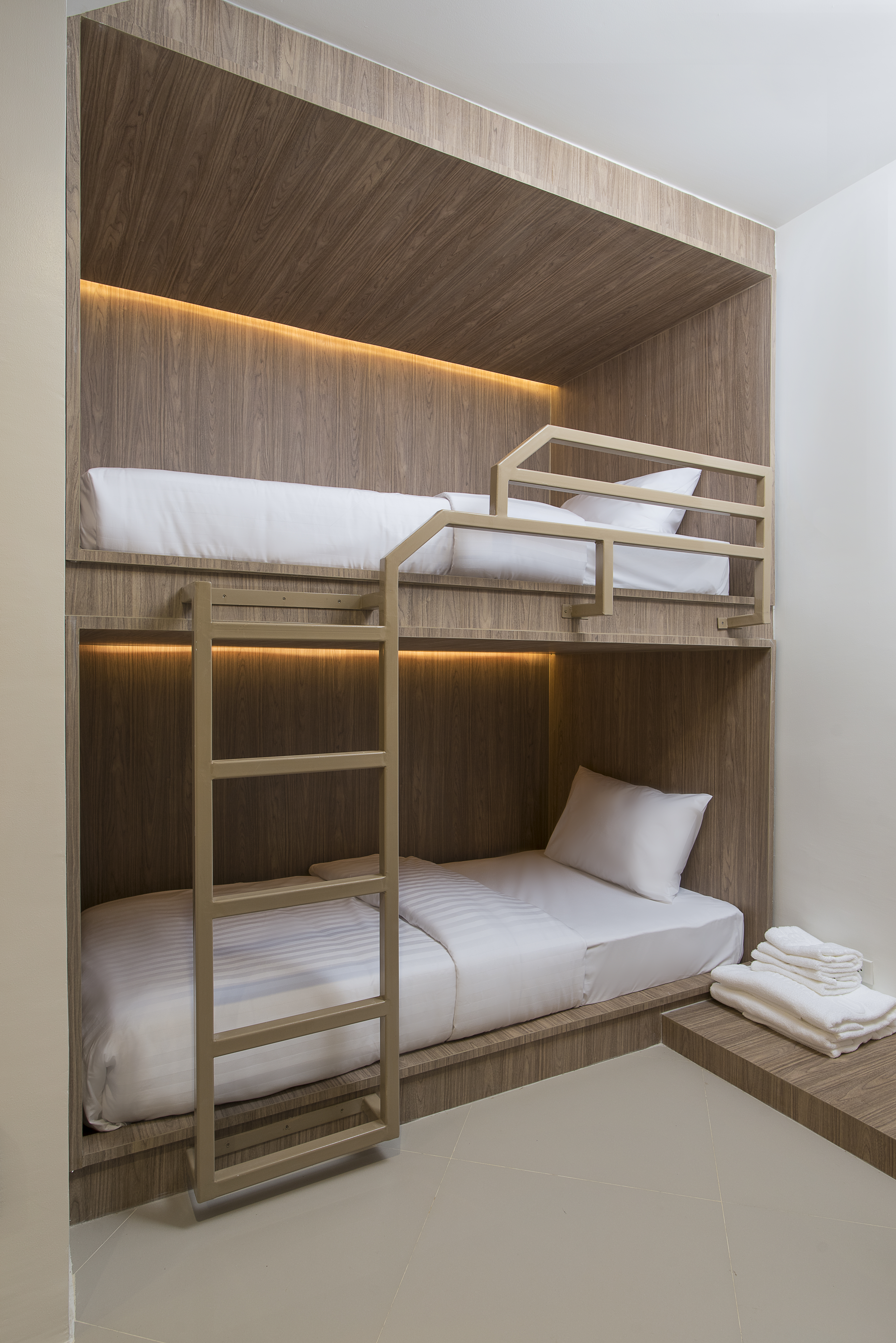 Family Room King Size Bed