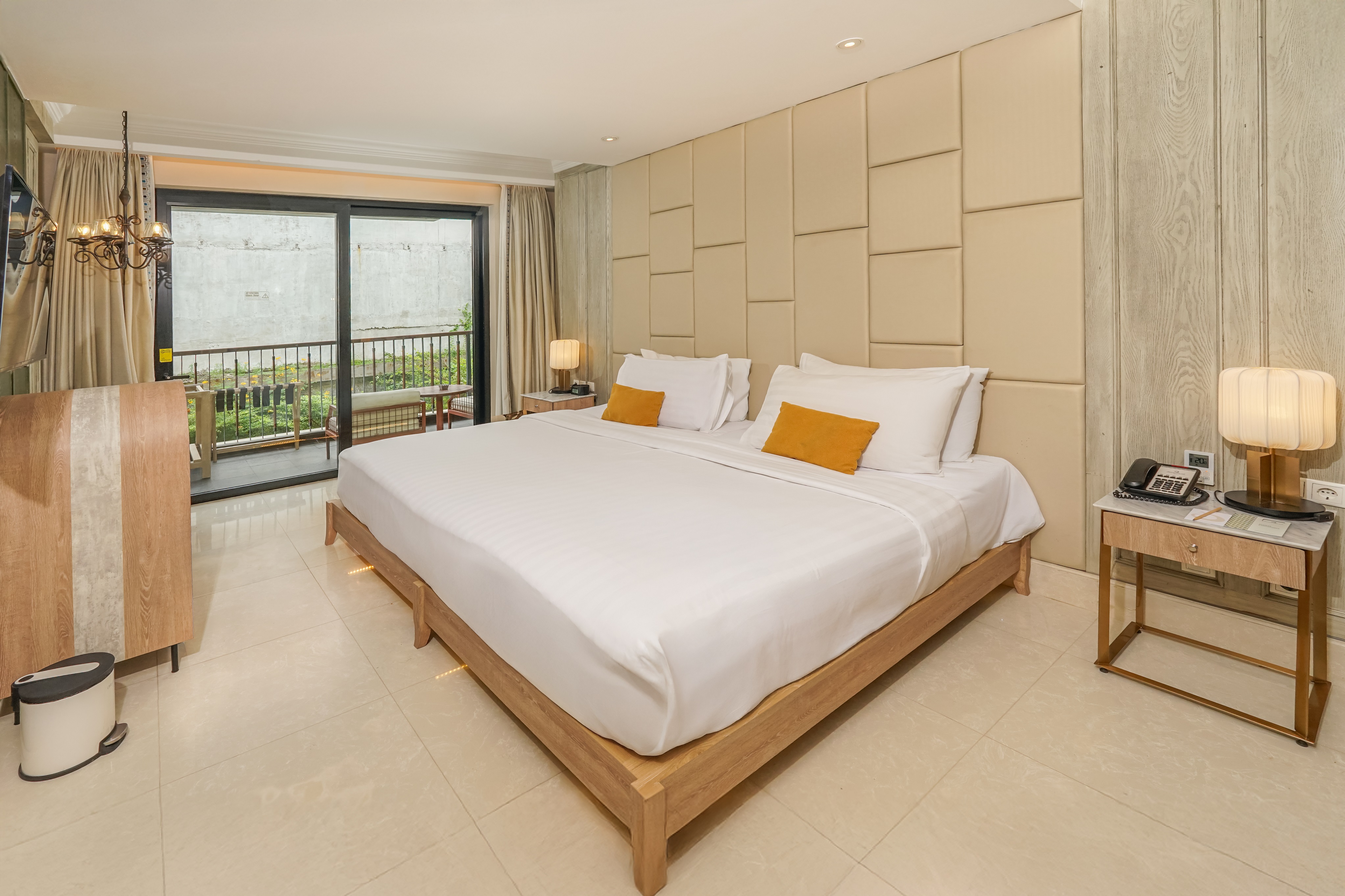 Double or Twin Deluxe