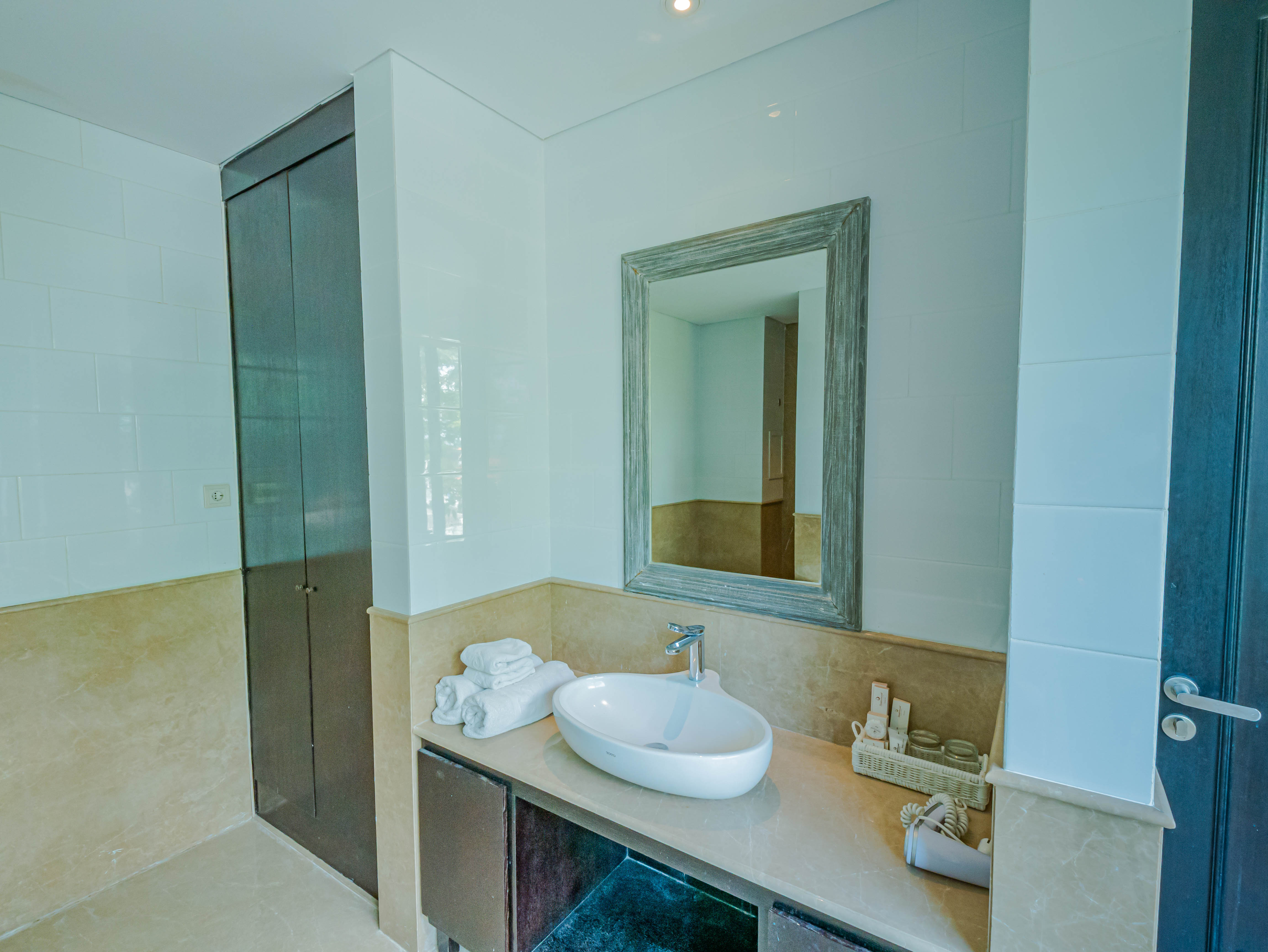 Double Deluxe Premier