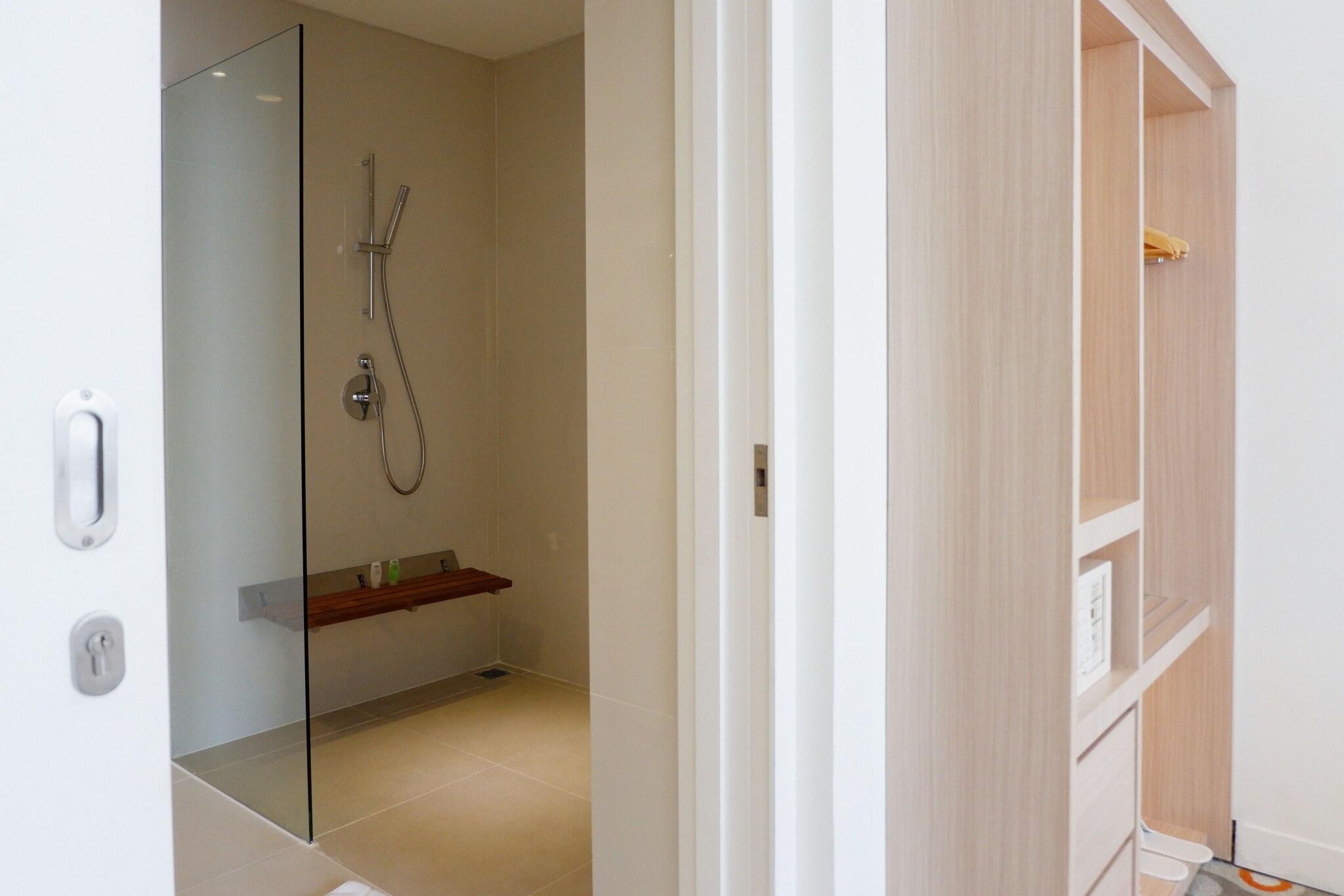 Suite King Bed Two Bedrooms