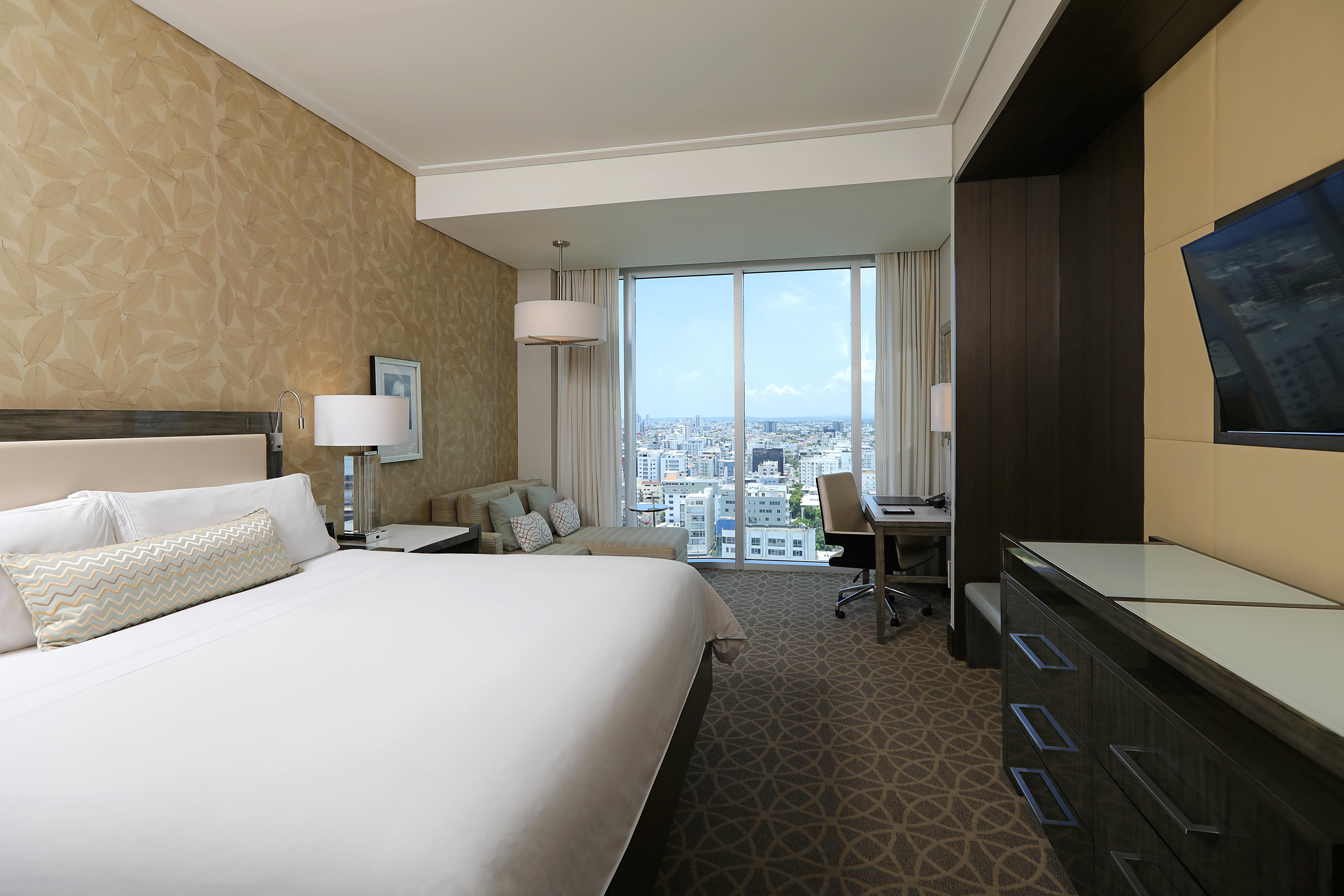 Room Classic City View