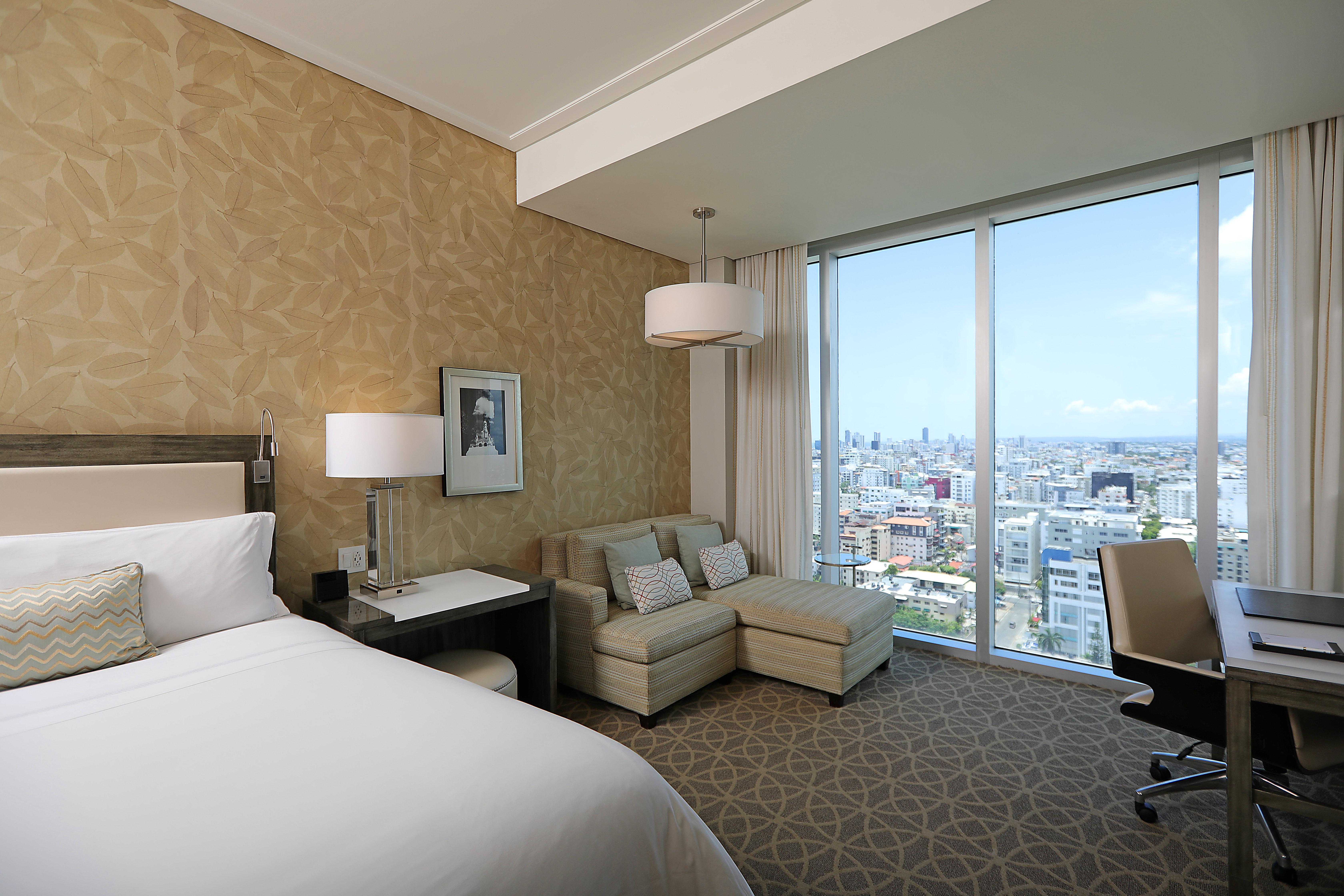 Double Club City View