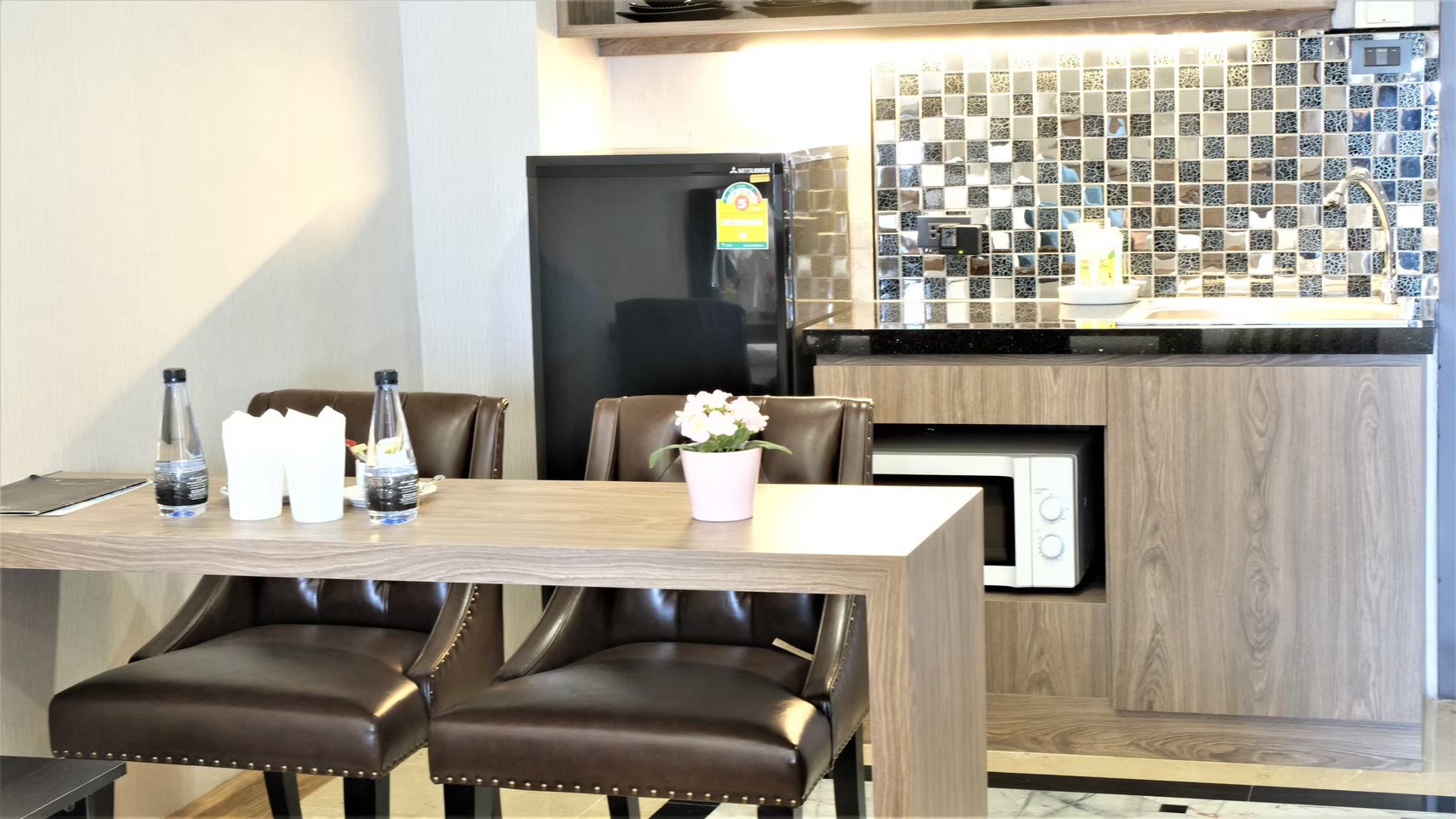 Studio Deluxe One Bed