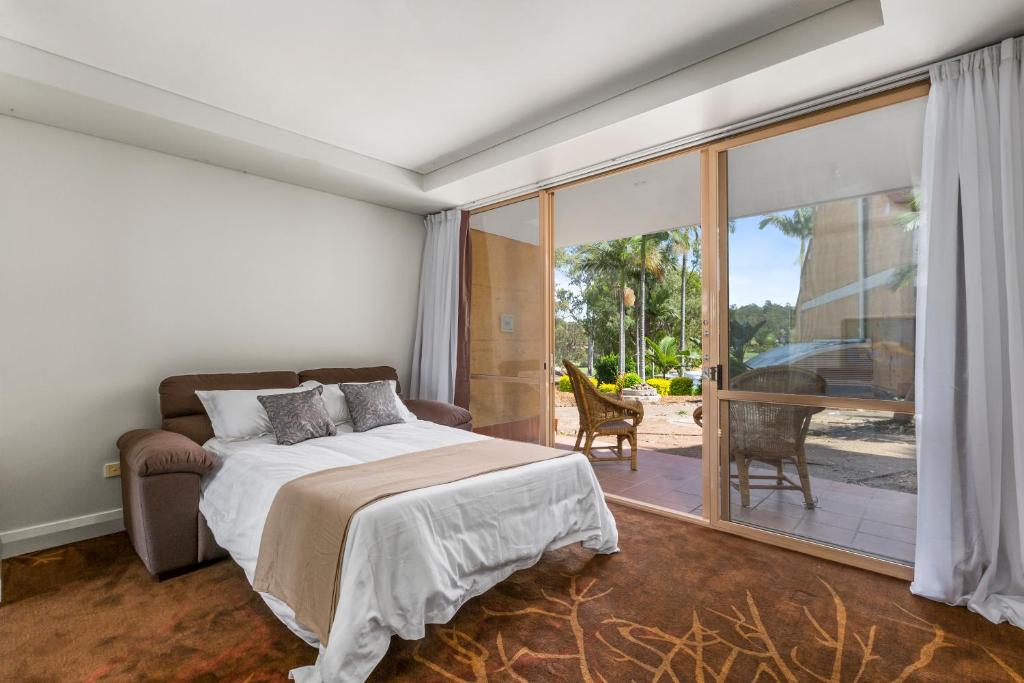 Family Room King Size Bed