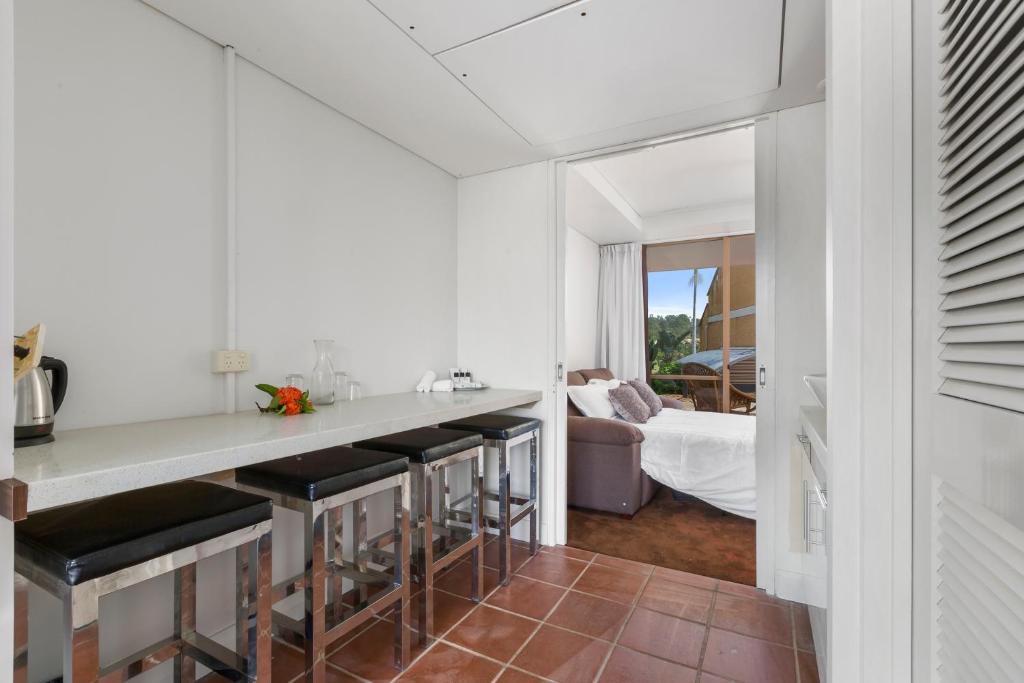 Family Room King Size Bed