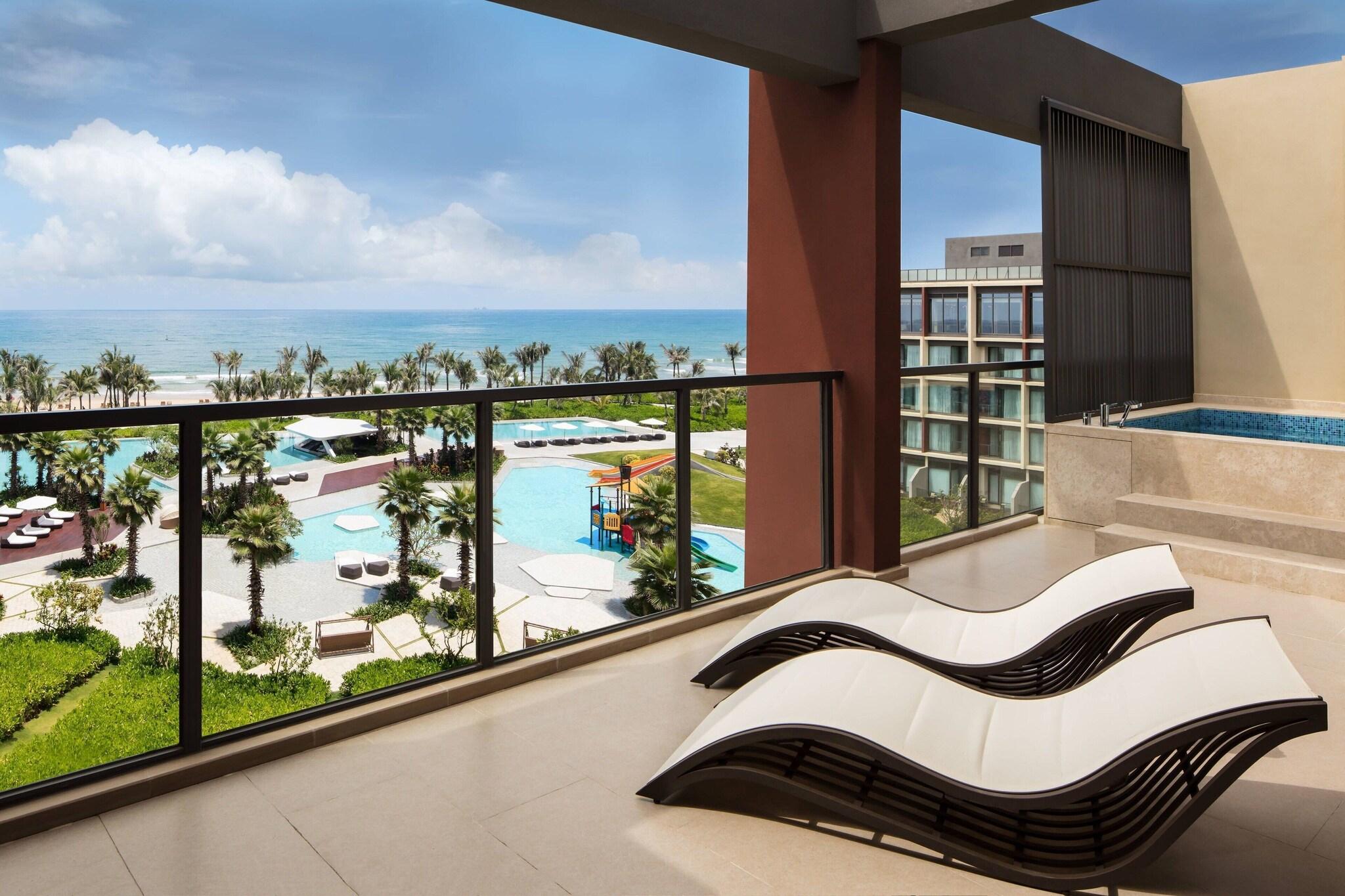 Suite King Bed One Bedroom 