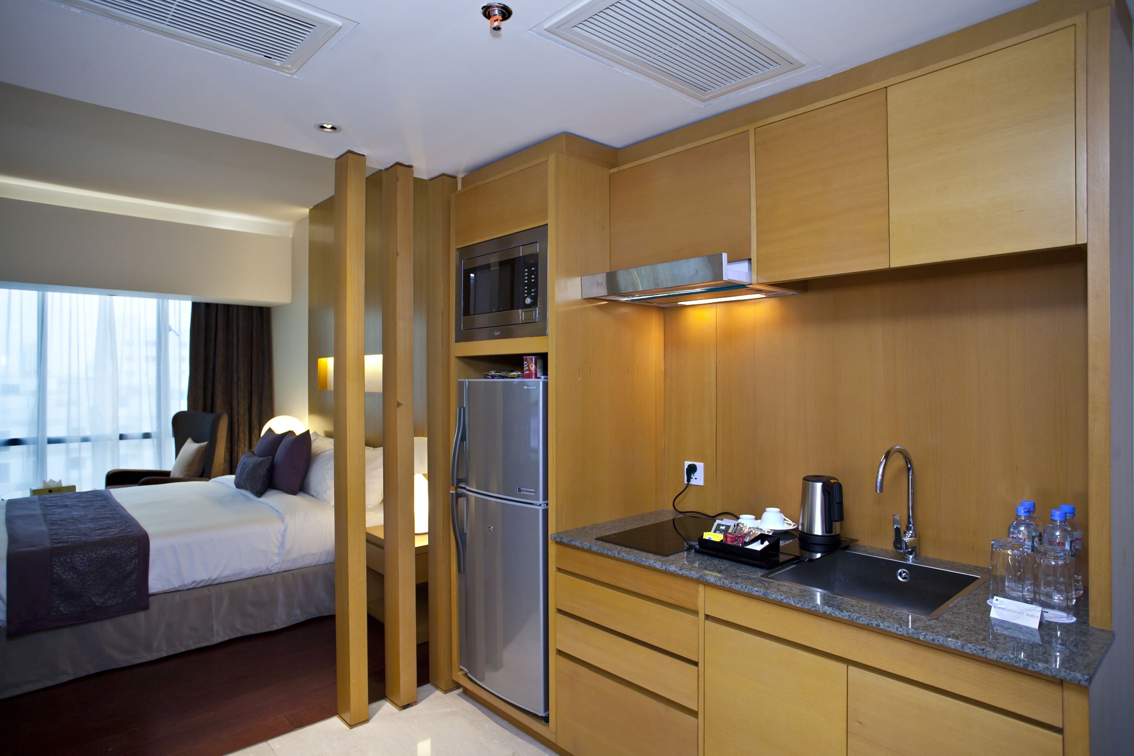 Single Deluxe with Kitchenette