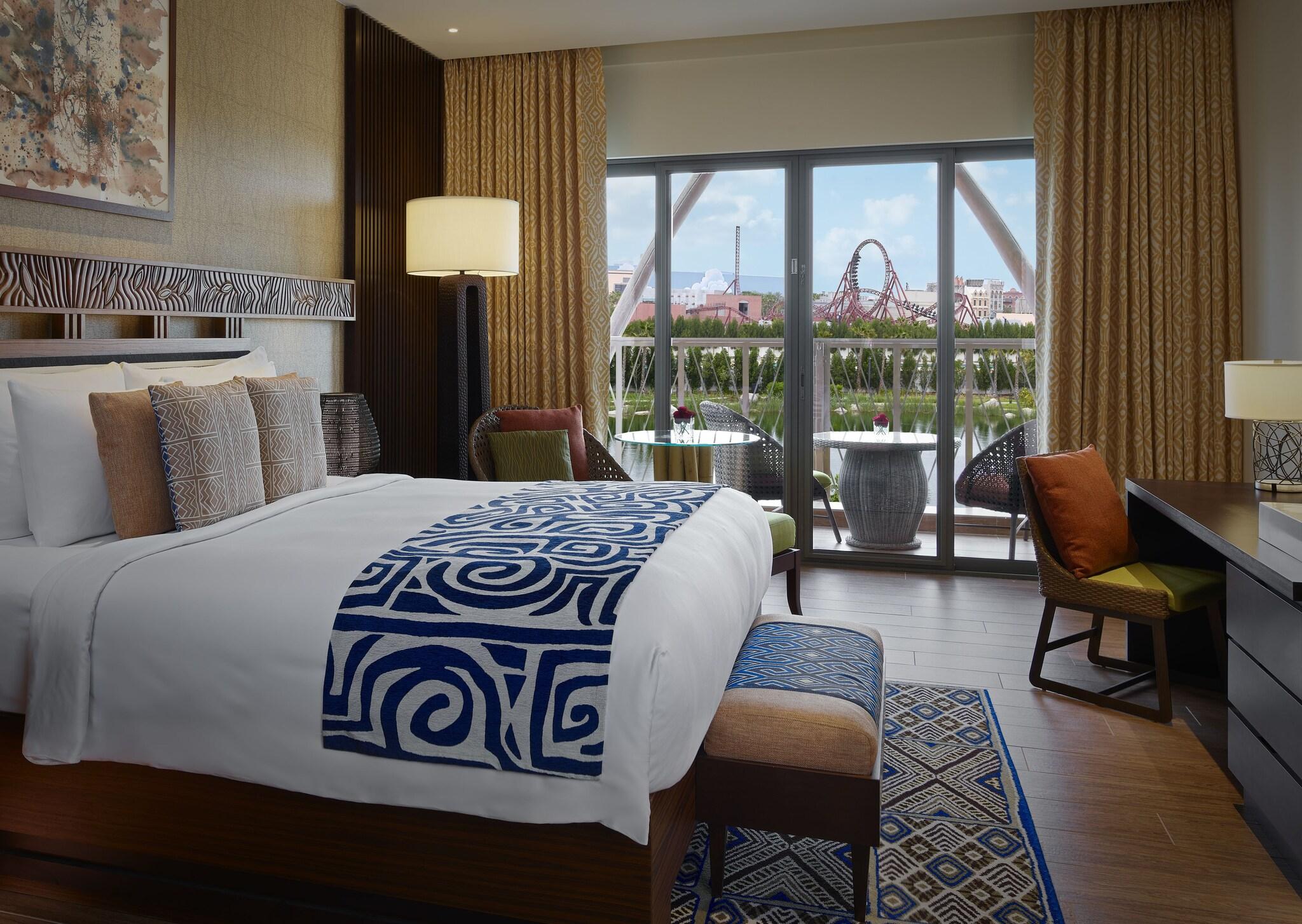 Double Deluxe King Bed