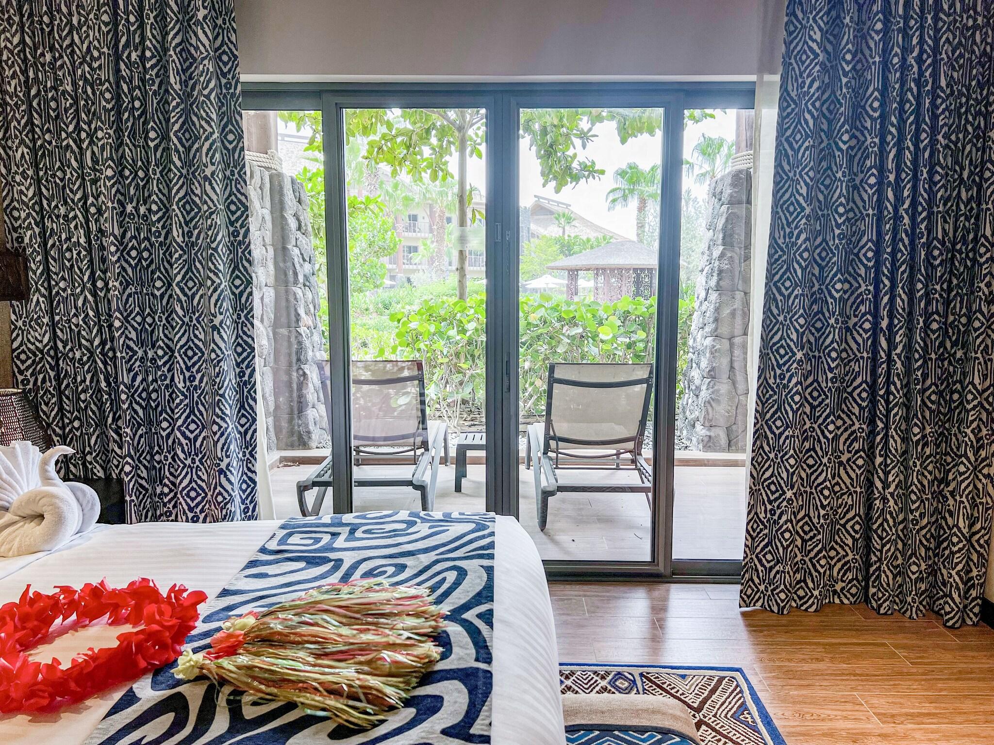 Suite King Bed One Bedroom 