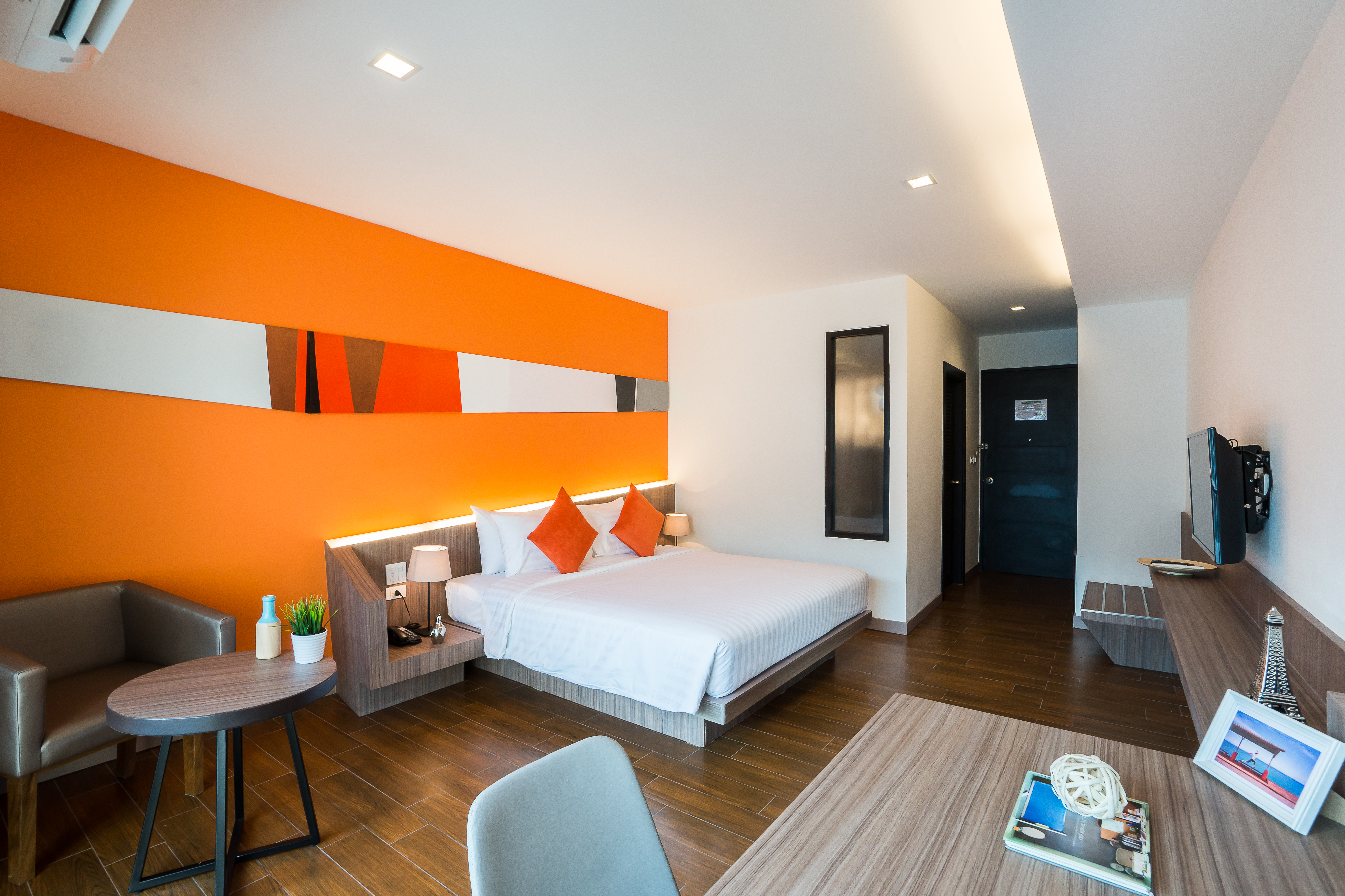 Double or Twin Deluxe Pool View