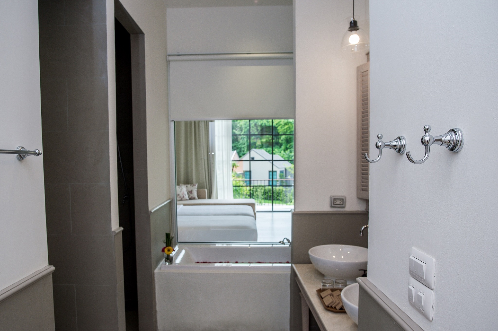 Double or Twin Deluxe