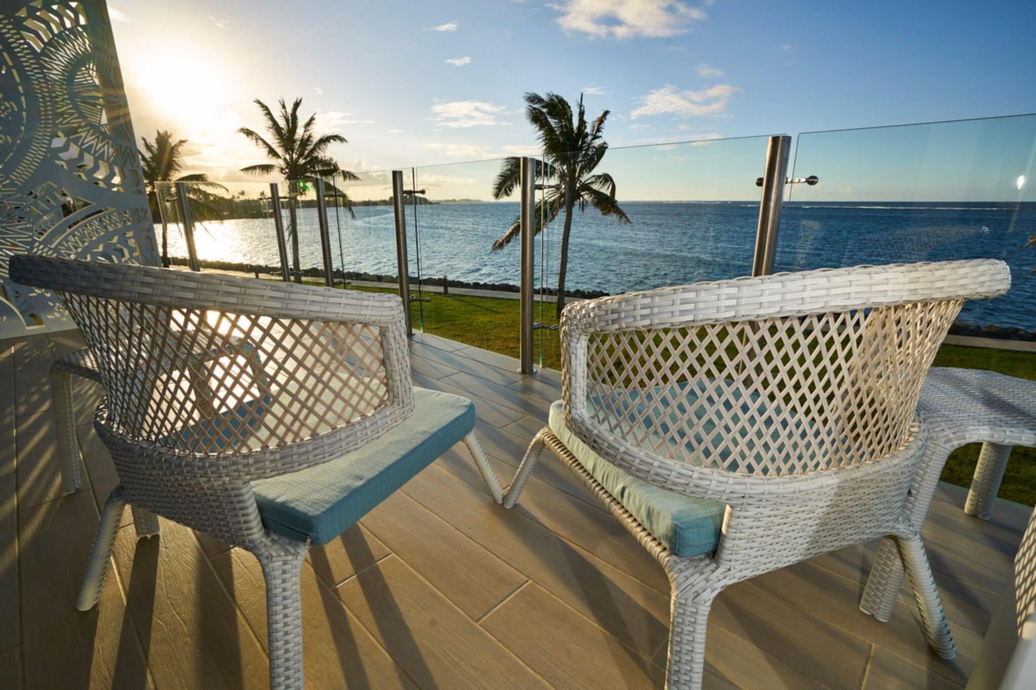 Double Ocean View King Bed