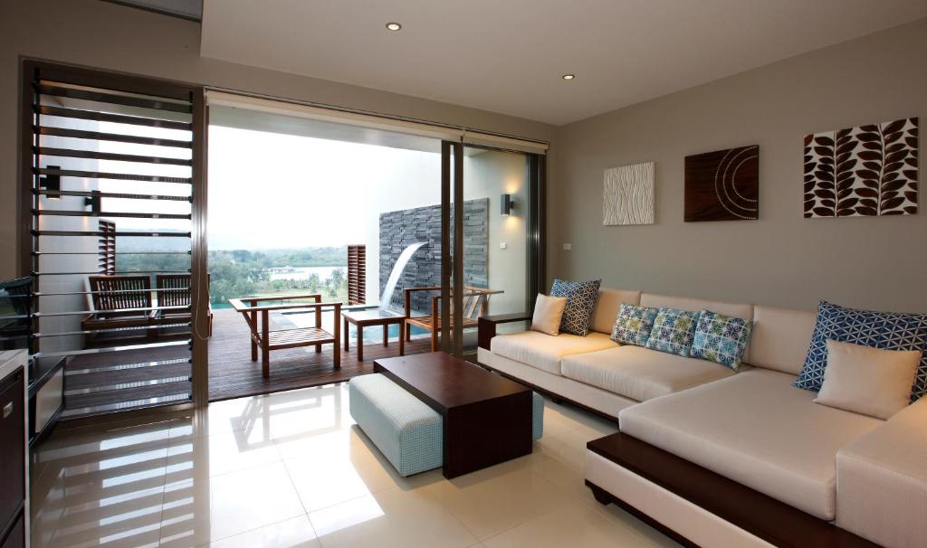 Apartment Two Bedrooms with Terrace