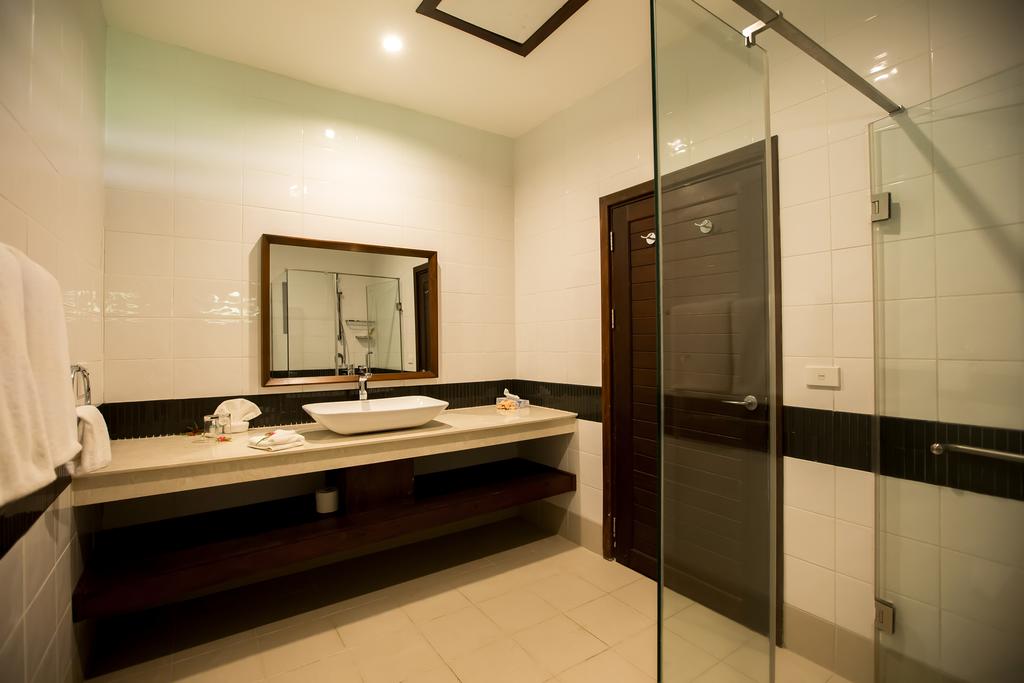 Bungalow Deluxe Beach Front