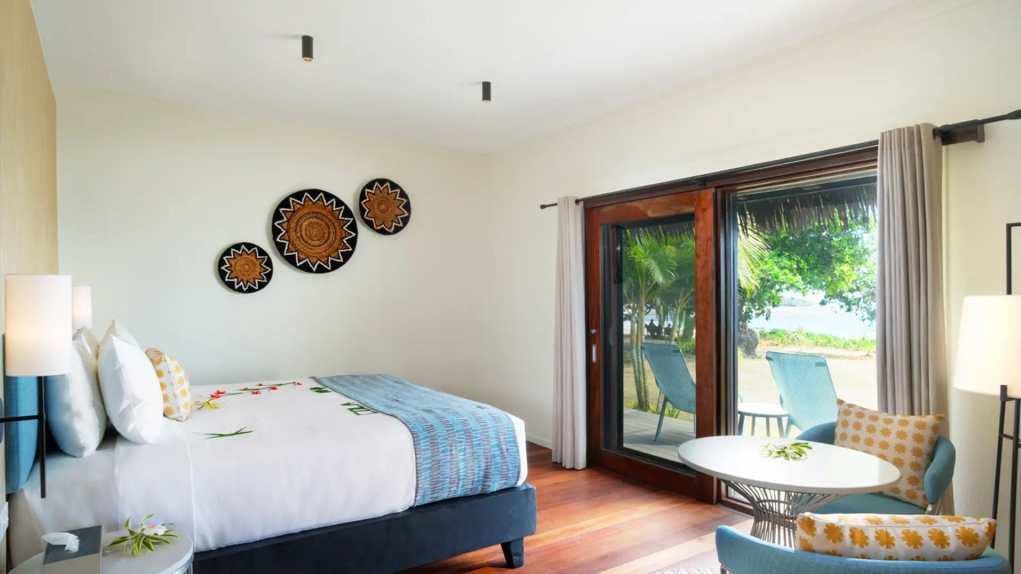 Bungalow Ocean View King Bed