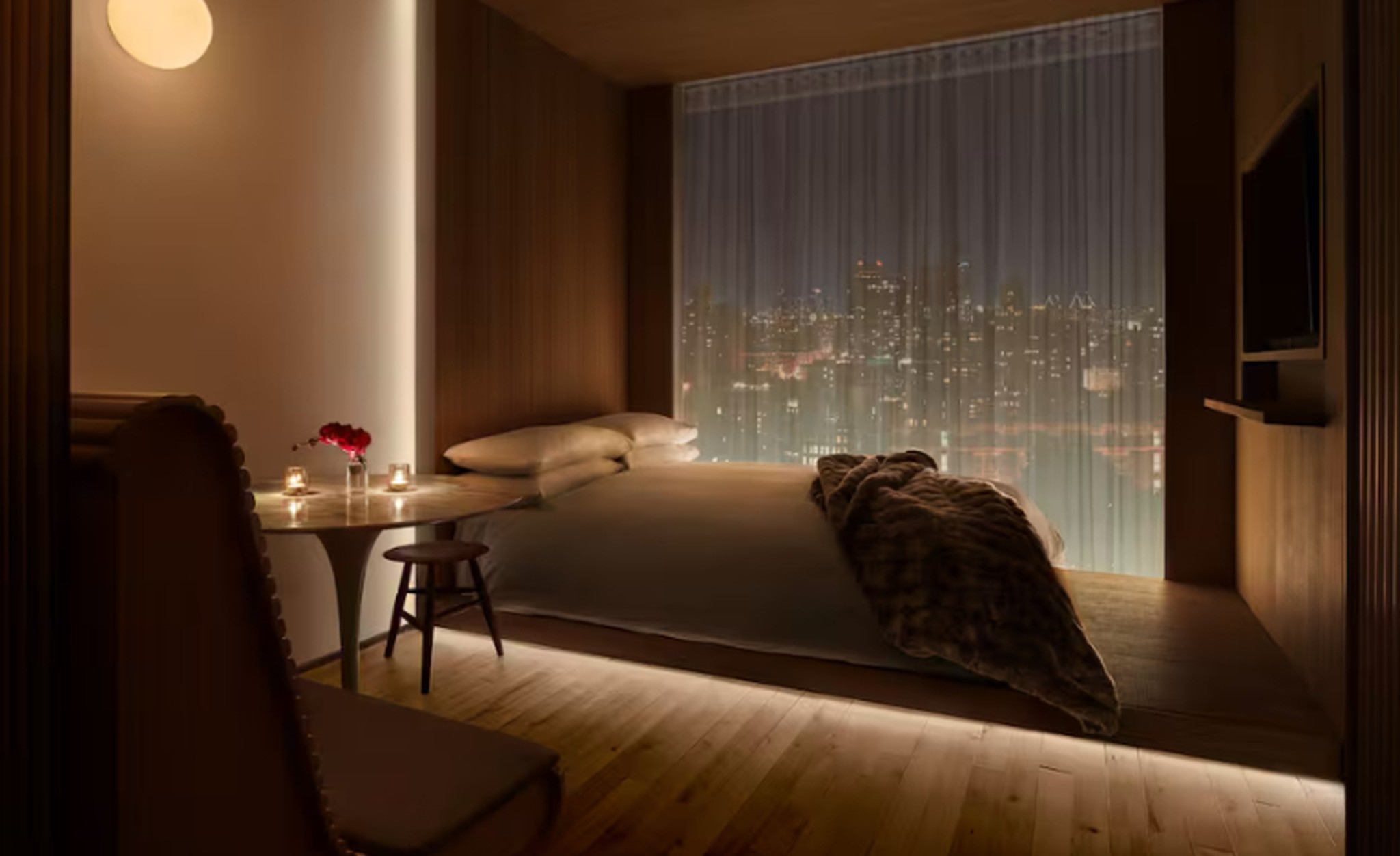 Room King Size Bed